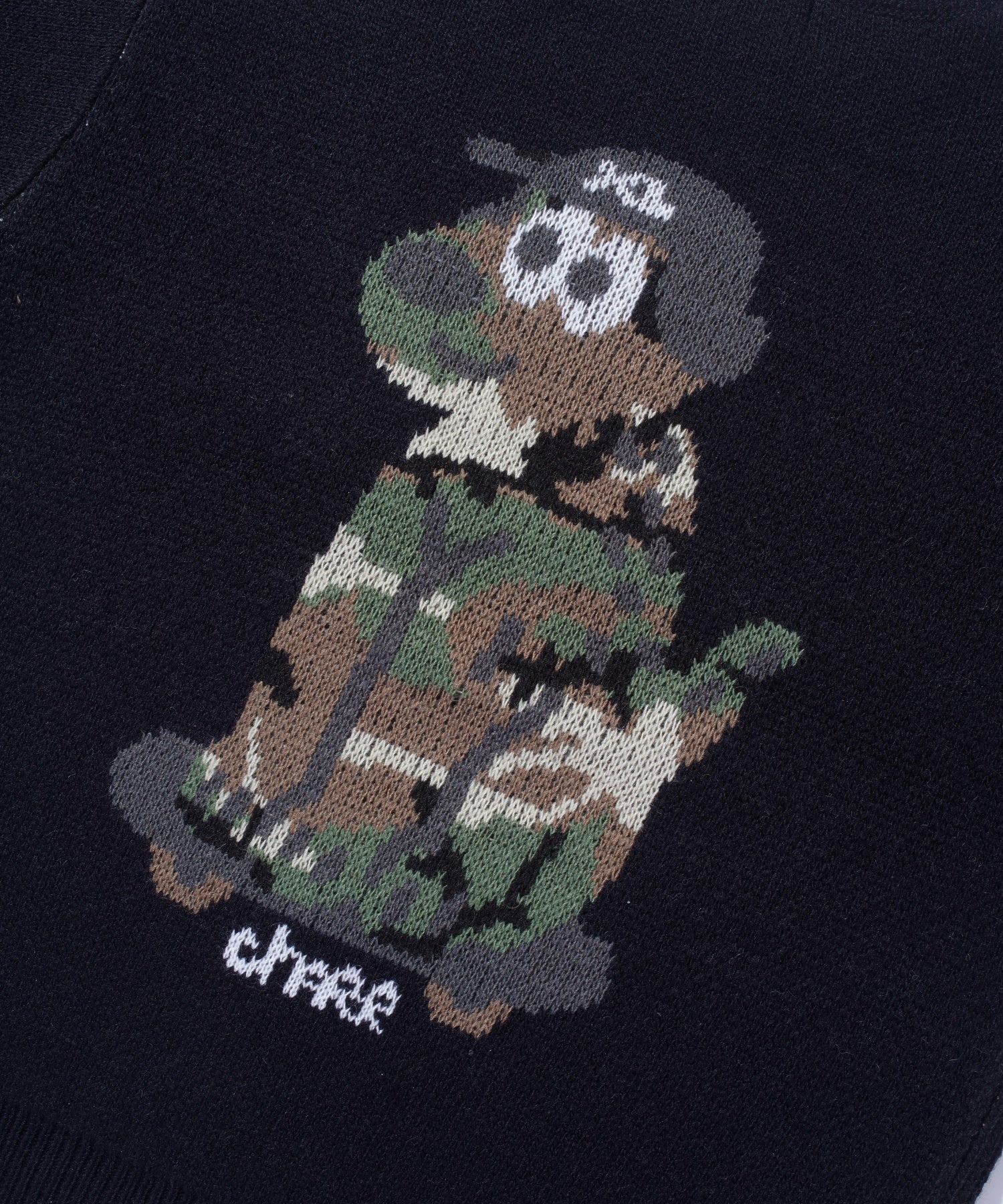 ONE CHU CREWNECK KNIT SWEATER