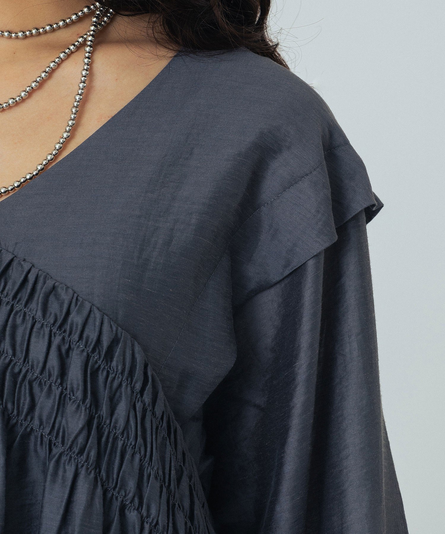 VOLUME DRESS