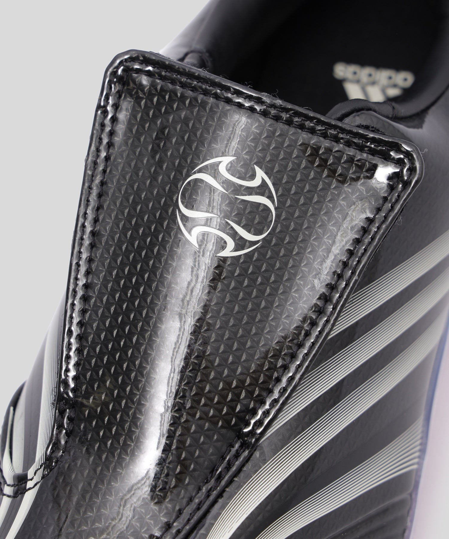 adidas/アディダス/W F50 ADIFRAME KK0908