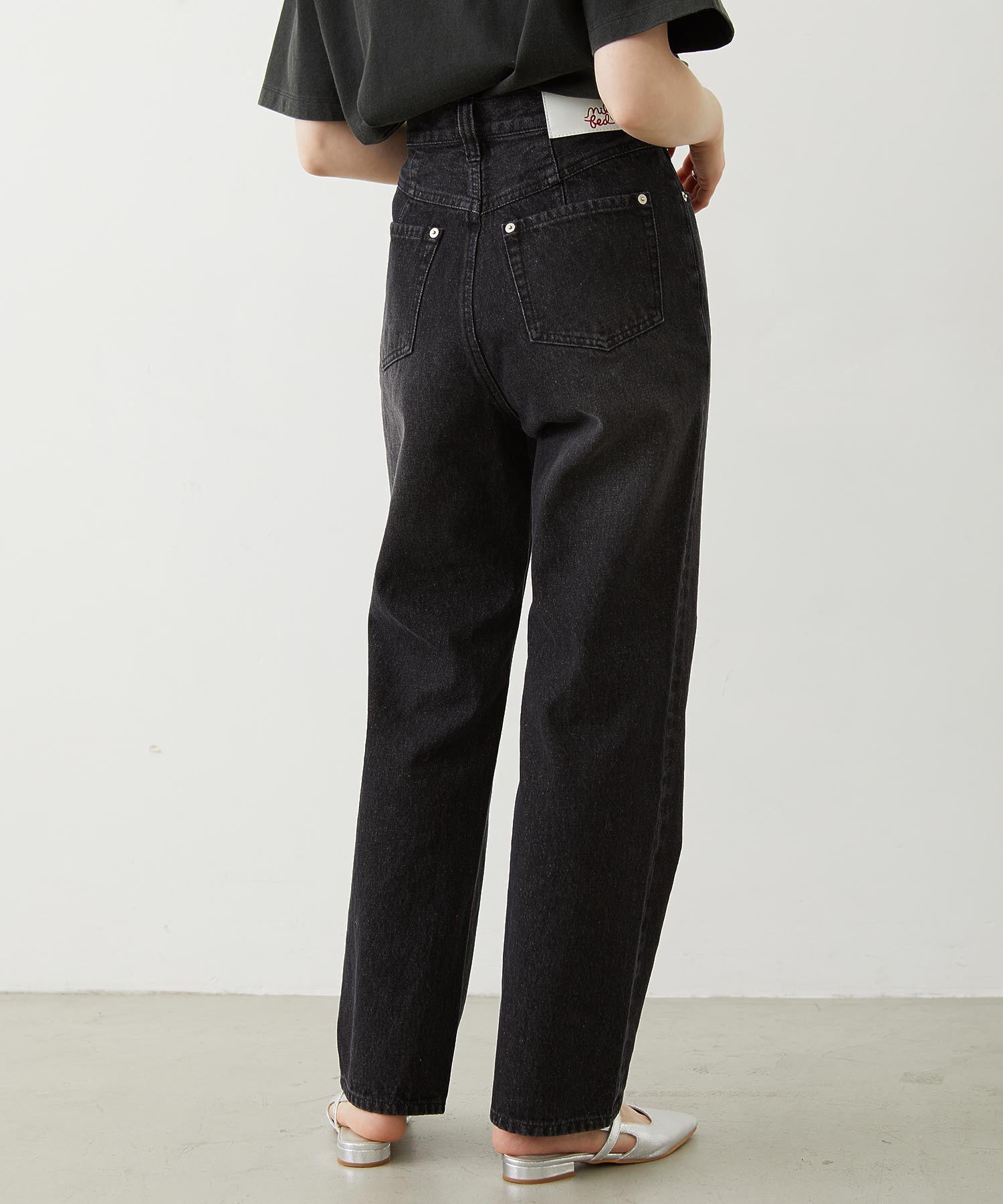 STRAIGHT DENIM PANTS