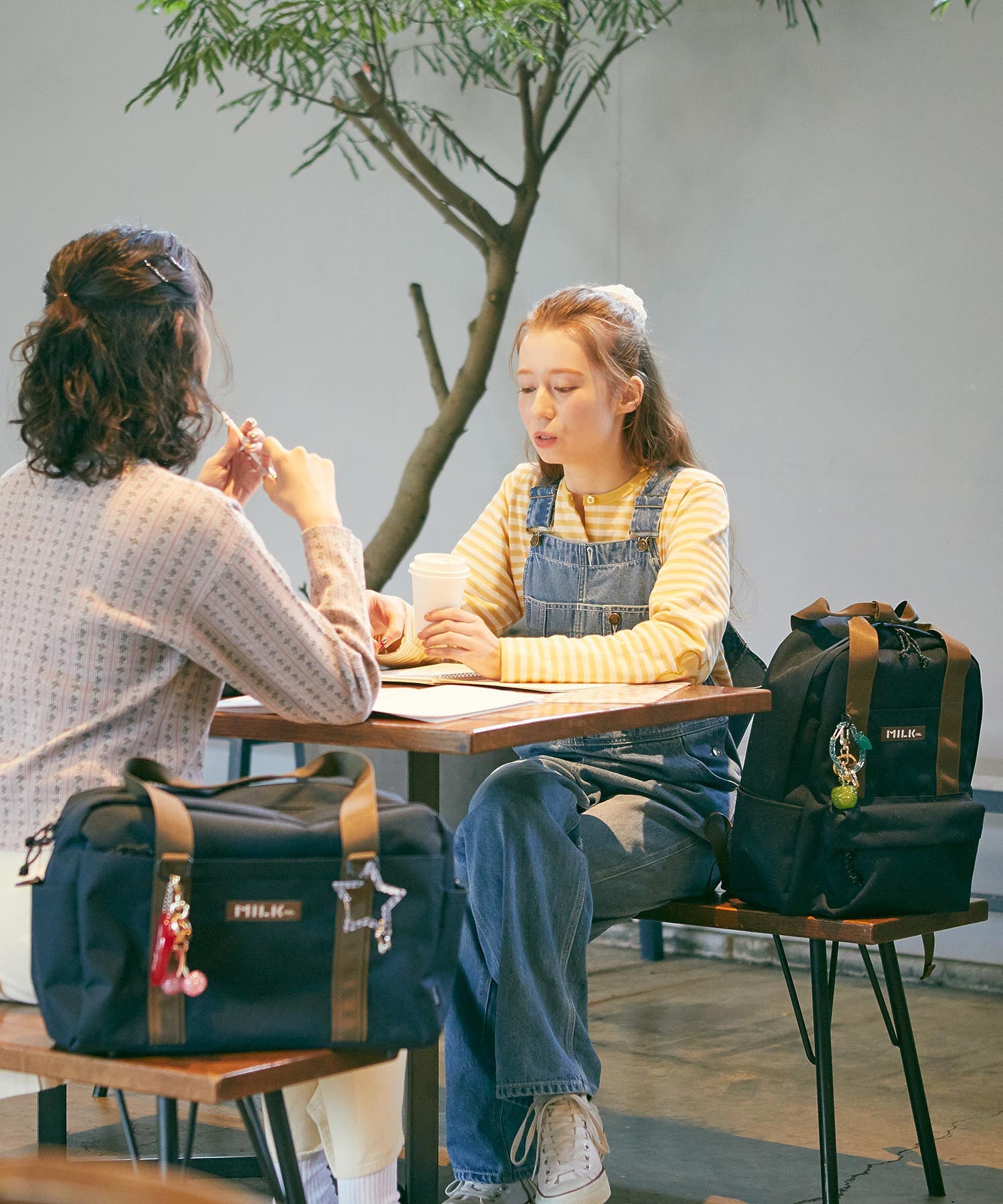 FLOWER ELBOW CARDIGAN