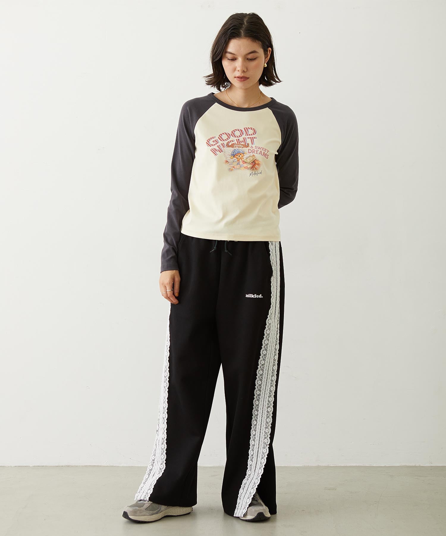 LACE LINE PANTS