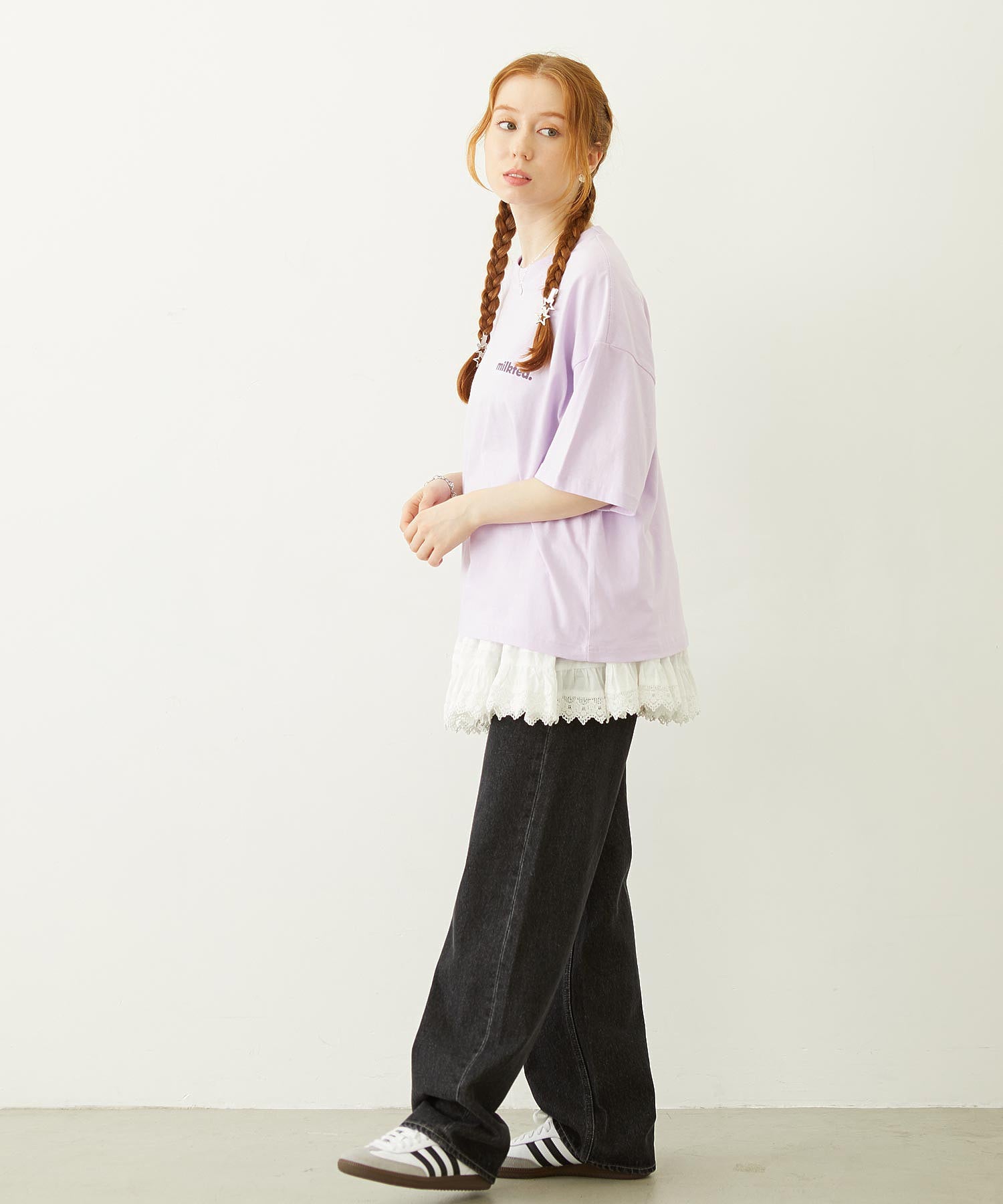 MILKFED. EMBROIDERED DENIM PANTS