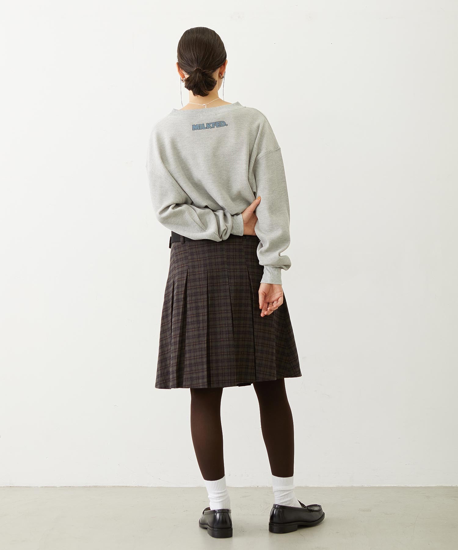 BELTED PLEATED SKIRT