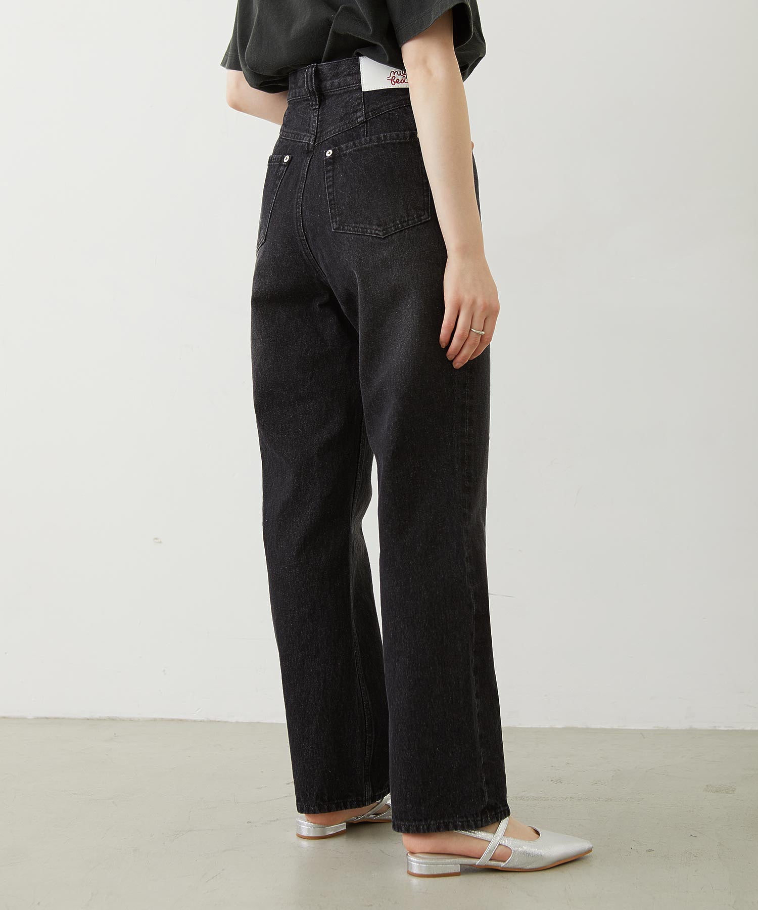 STRAIGHT DENIM PANTS