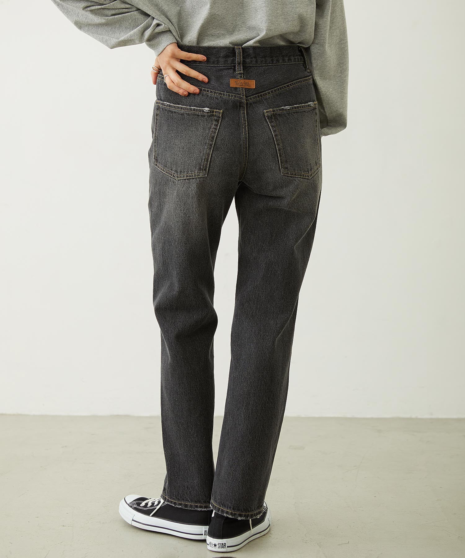 REPAIR DETAIL DENIM PANTS