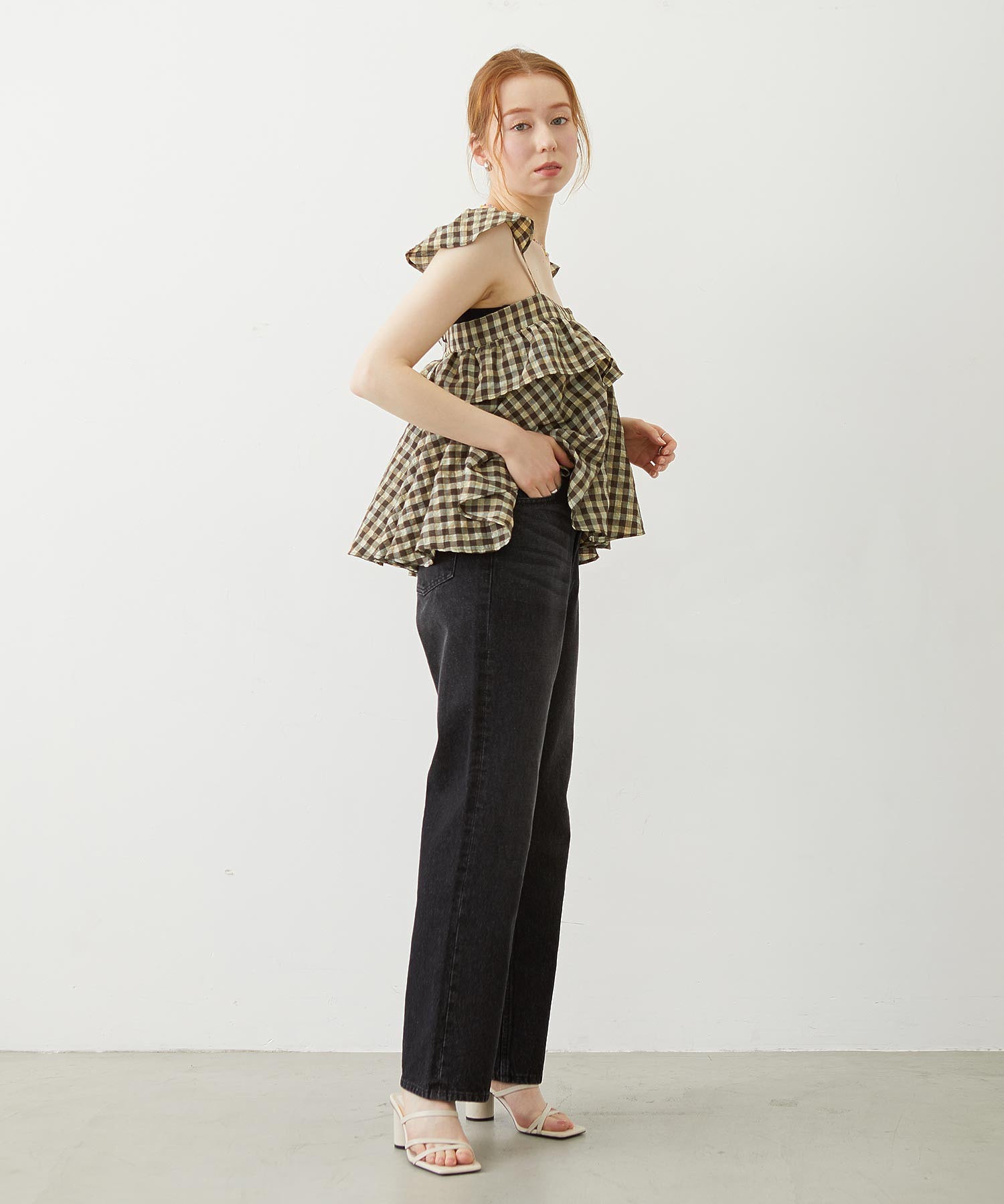 STRAIGHT DENIM PANTS