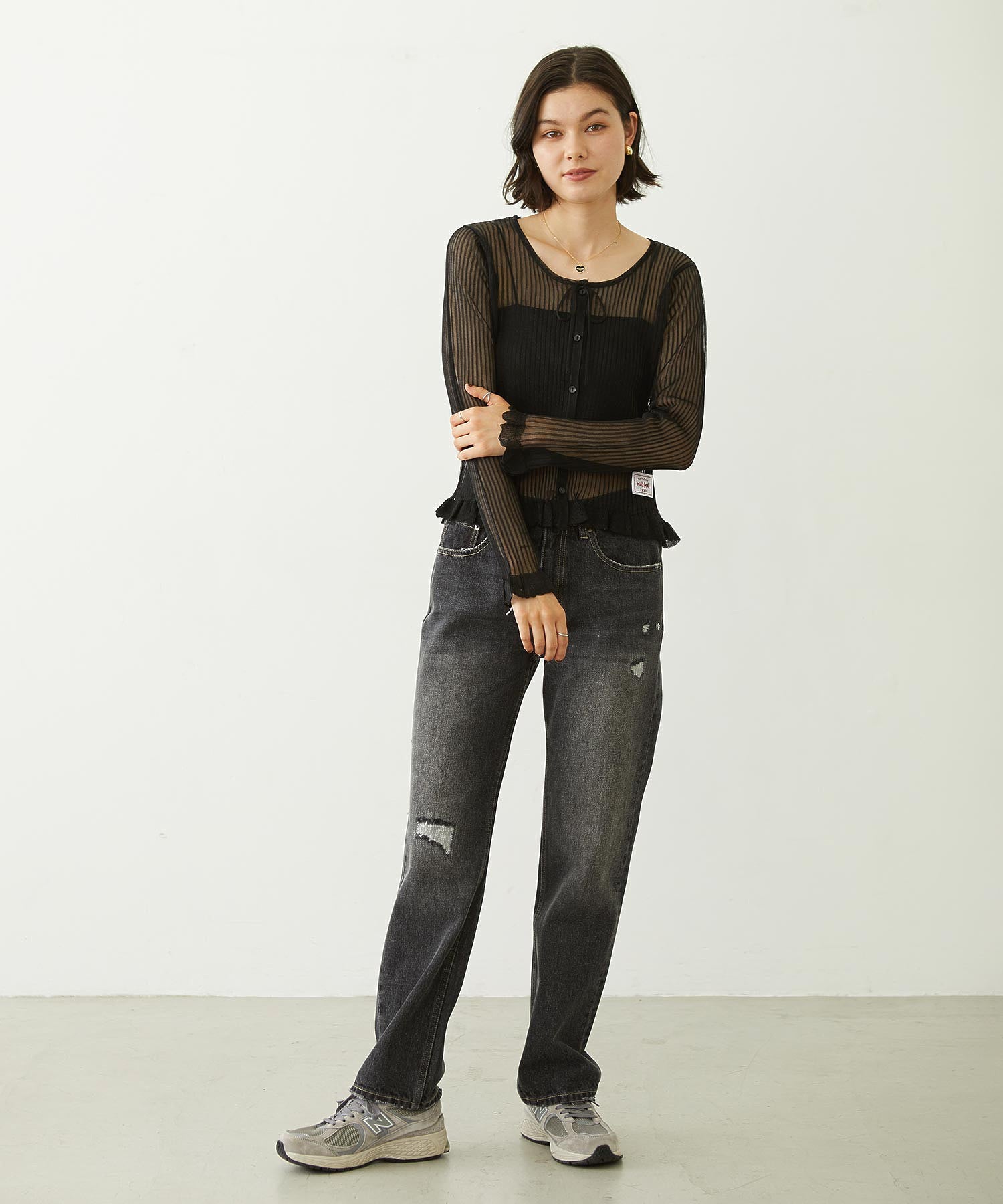 REPAIR DETAIL DENIM PANTS