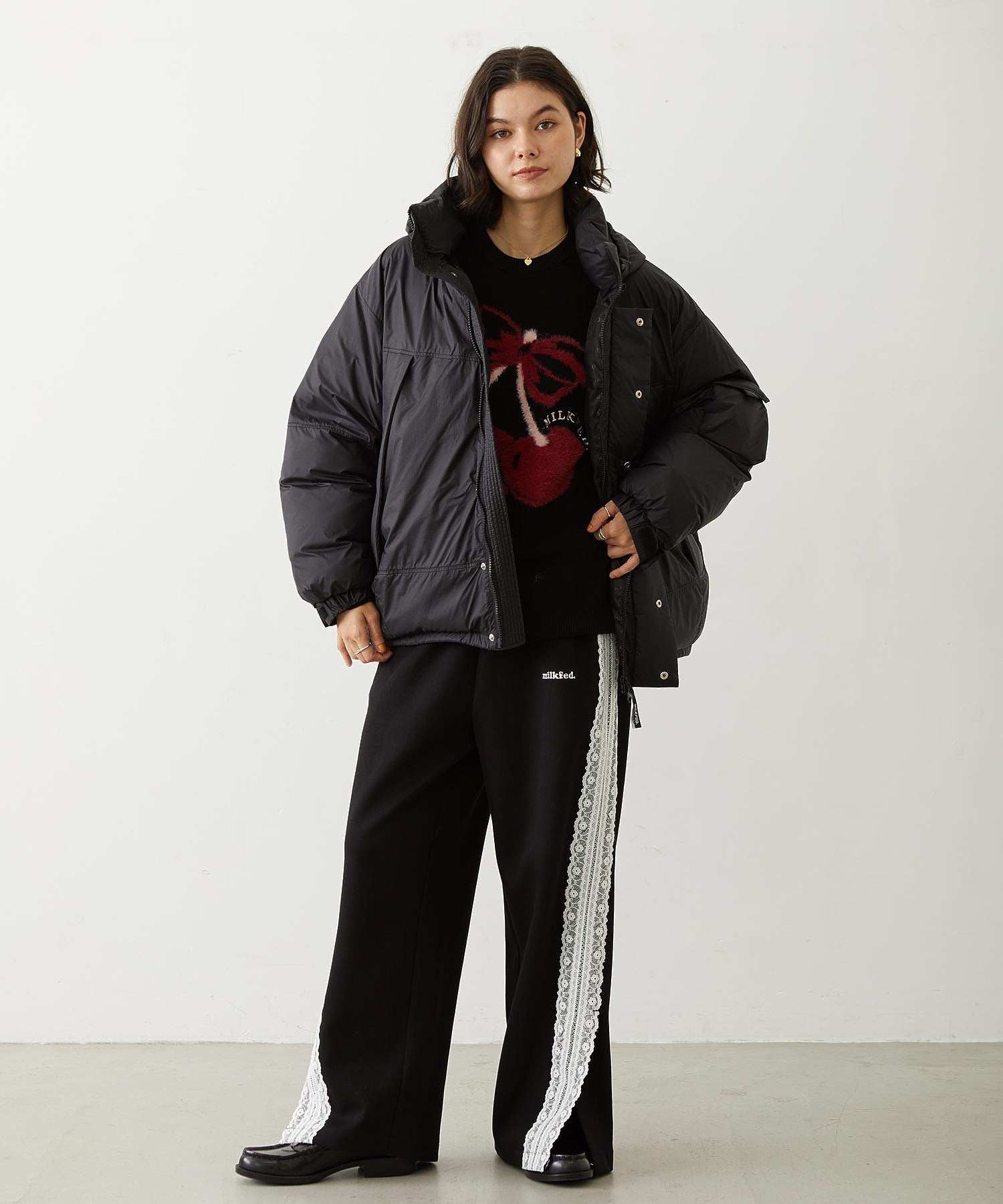 LACE LINE PANTS
