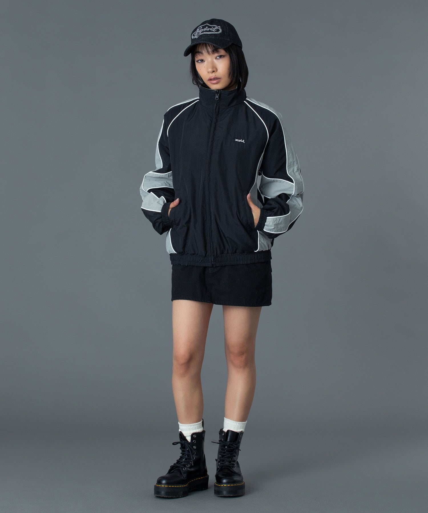 FLAP POCKET MINI SKIRT