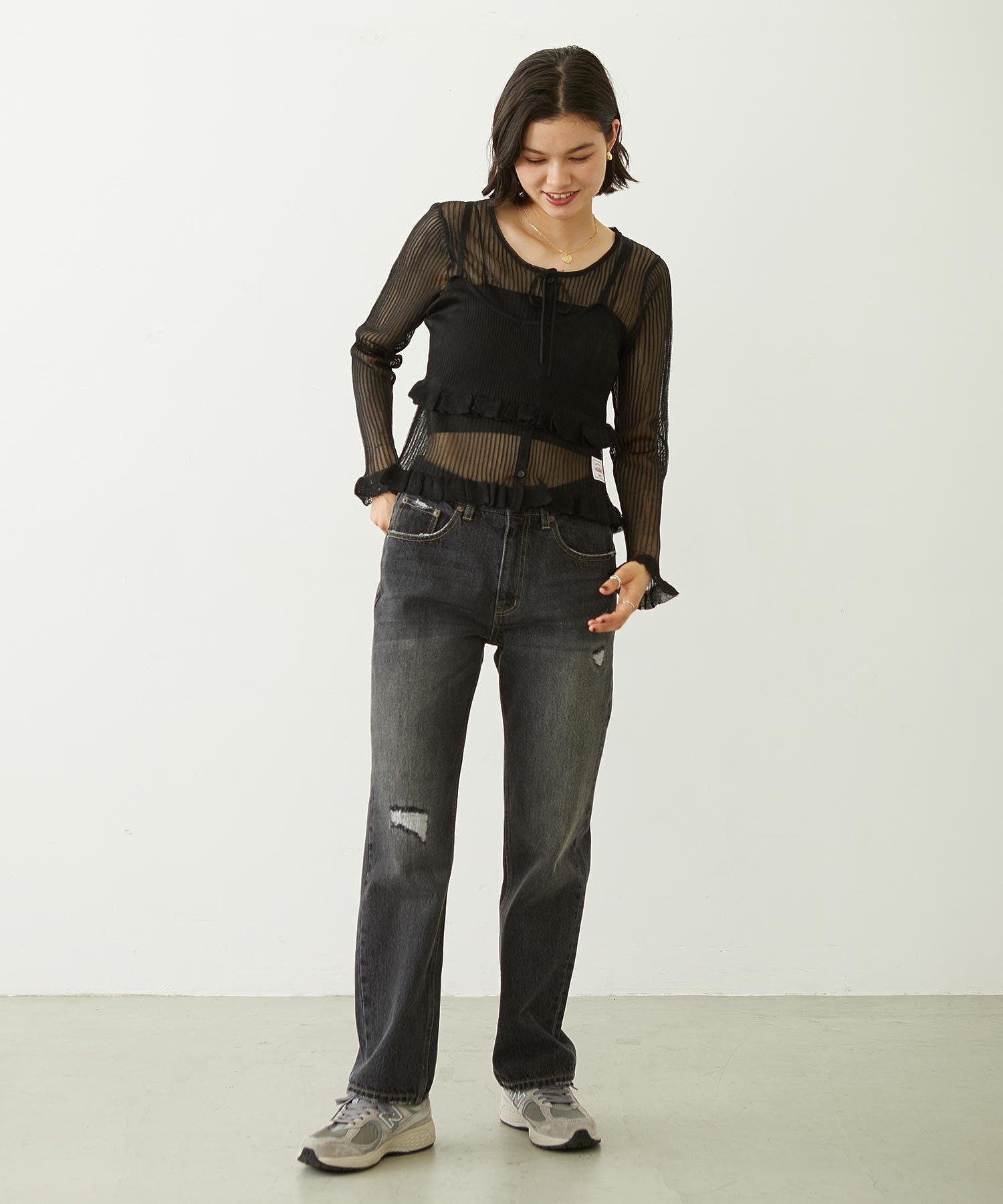 REPAIR DETAIL DENIM PANTS