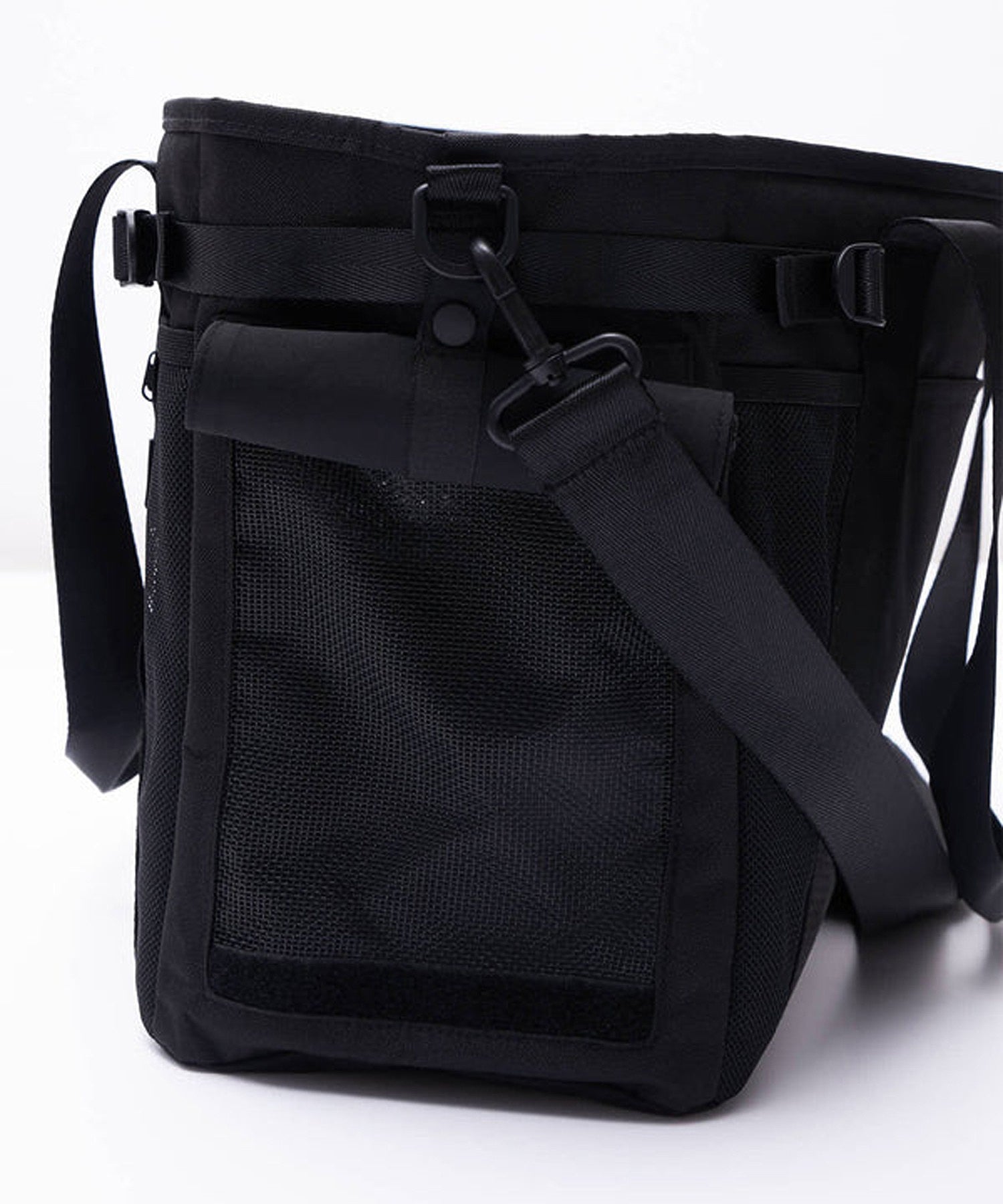 【KiU】MULTI CARRY BAG