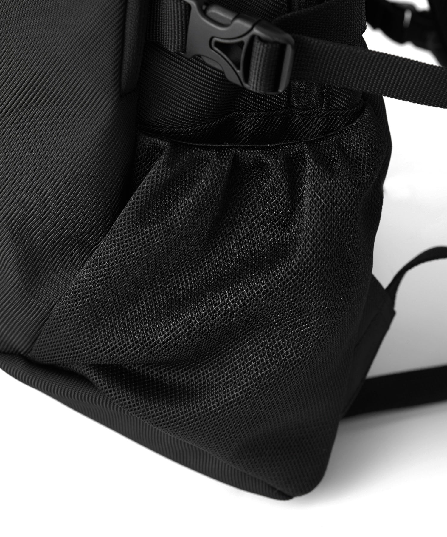 XG EMBLEM BACKPACK