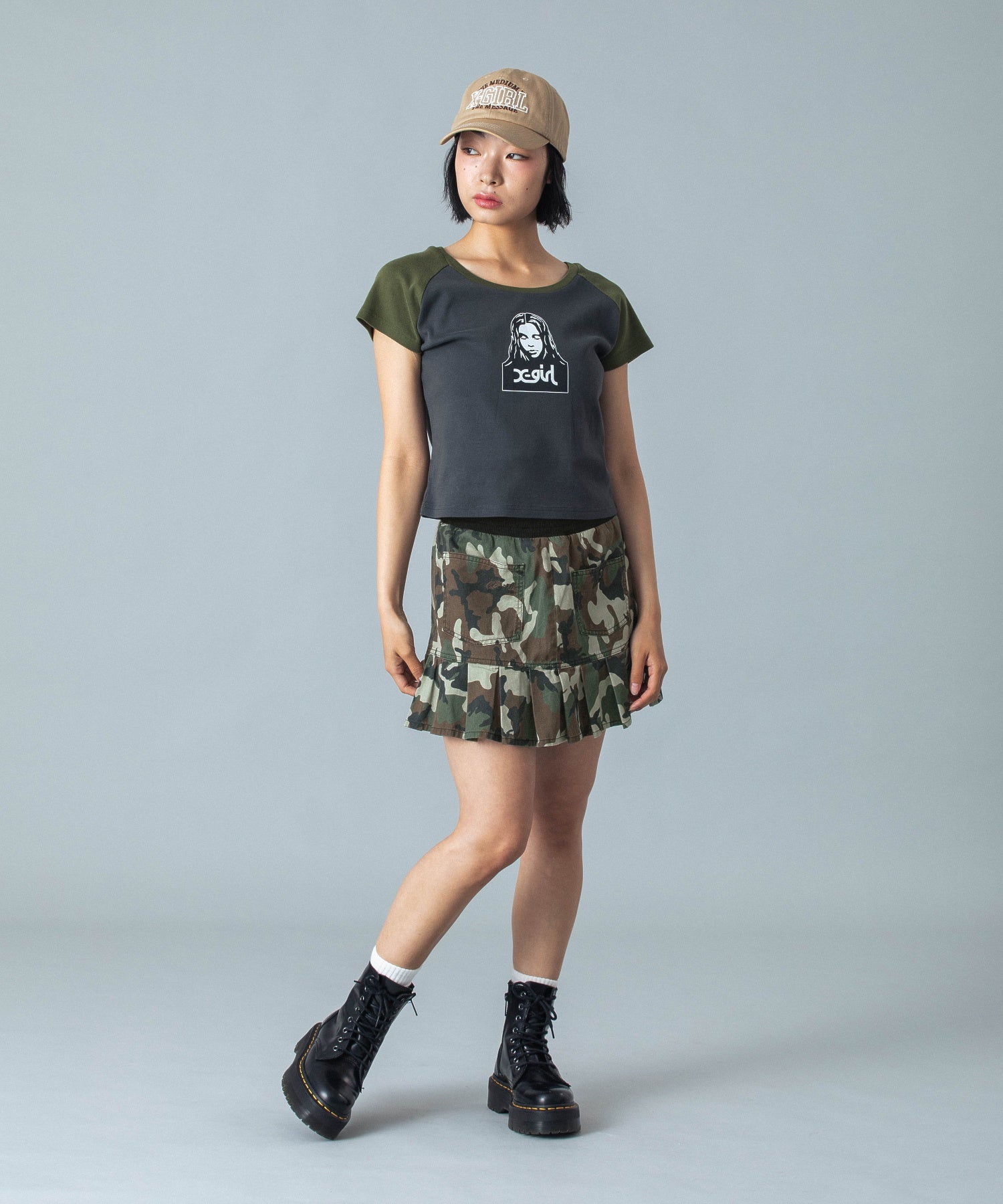 WAIST RIB PLEATED MINI SKIRT