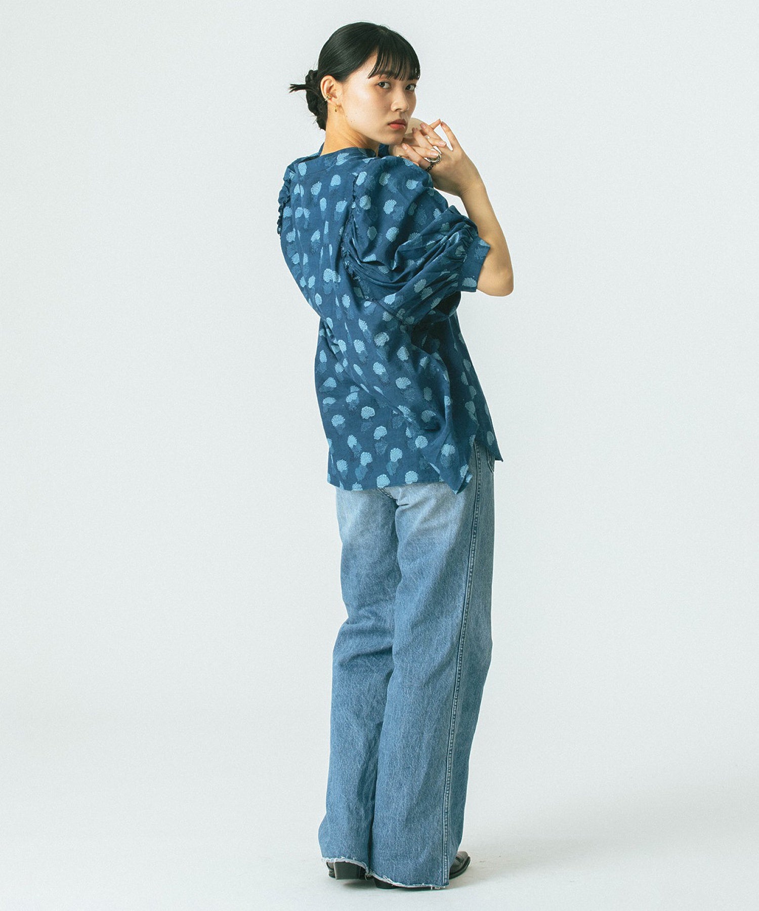 GENE HEAVENS/INDIGO FLOWER SHIRTS