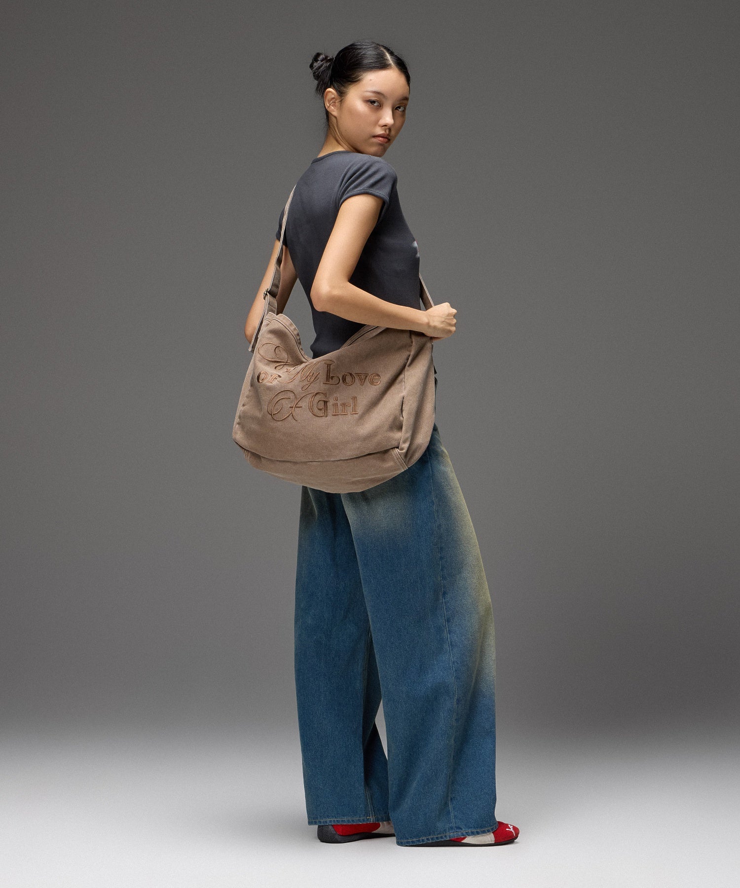 MIX FONT LOGO FADED SHOULDER BAG