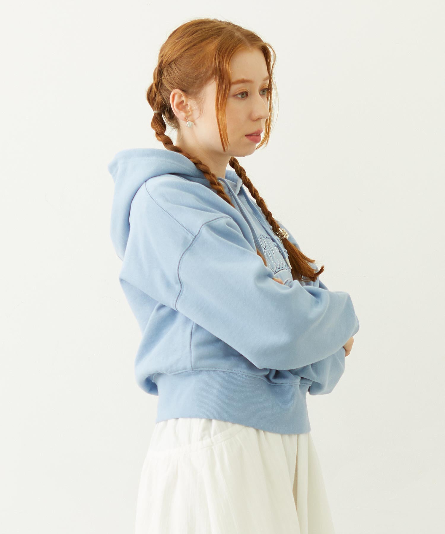 STITCHED LOGO SHORT HOODIE