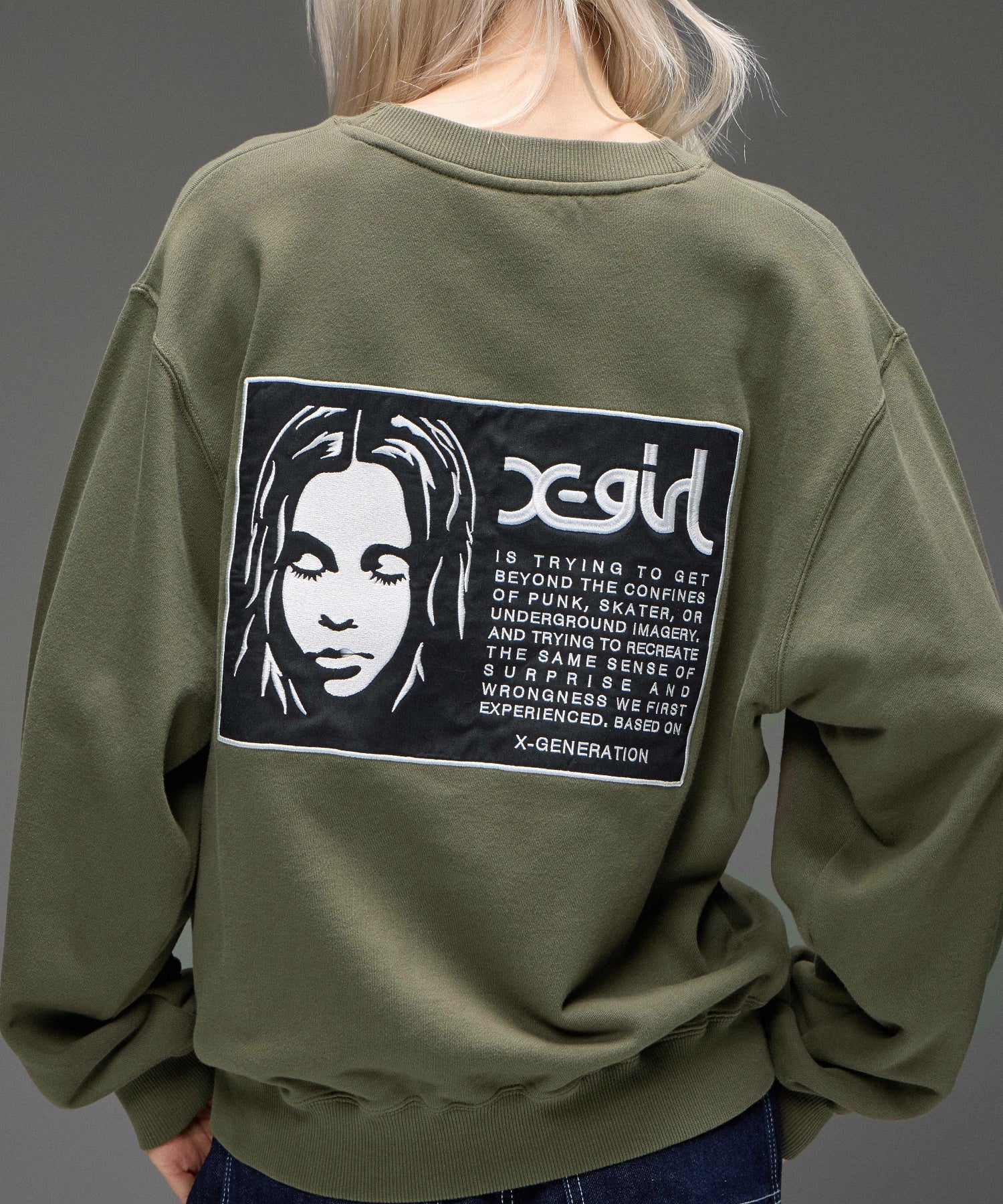 FACE LABEL PATCH SWEATSHIRT