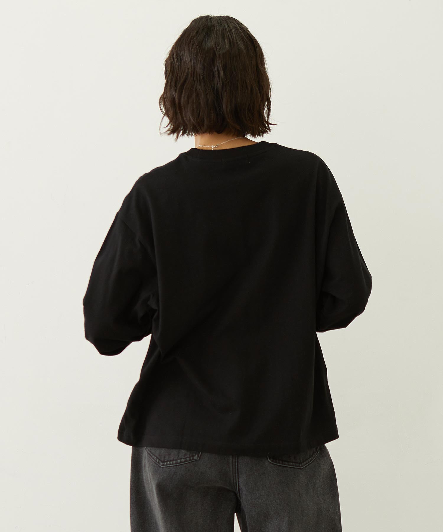 PATTERNED LOGO L/S TEE