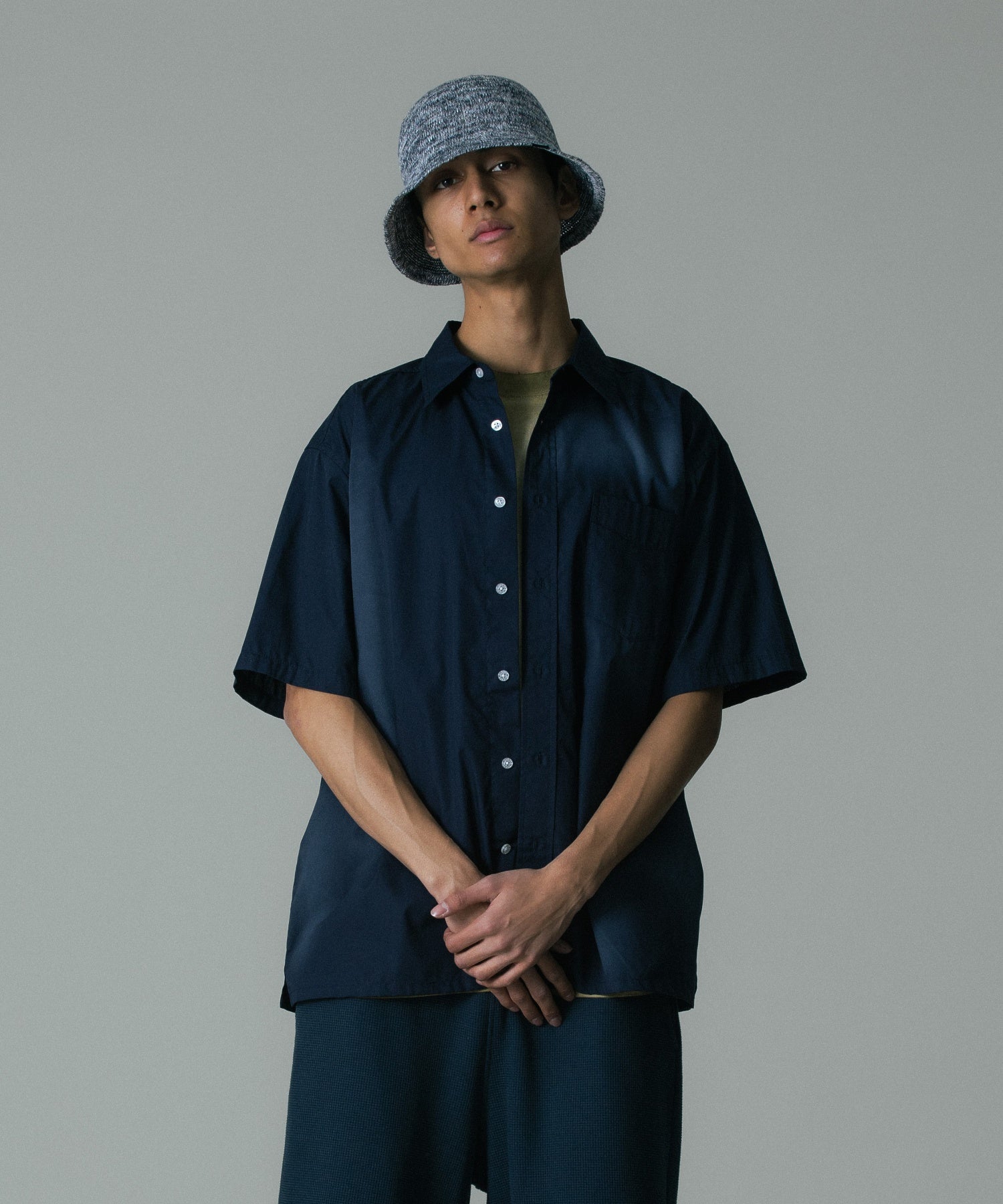 MODEL 身長183cm / 着用サイズ：Lサイズ