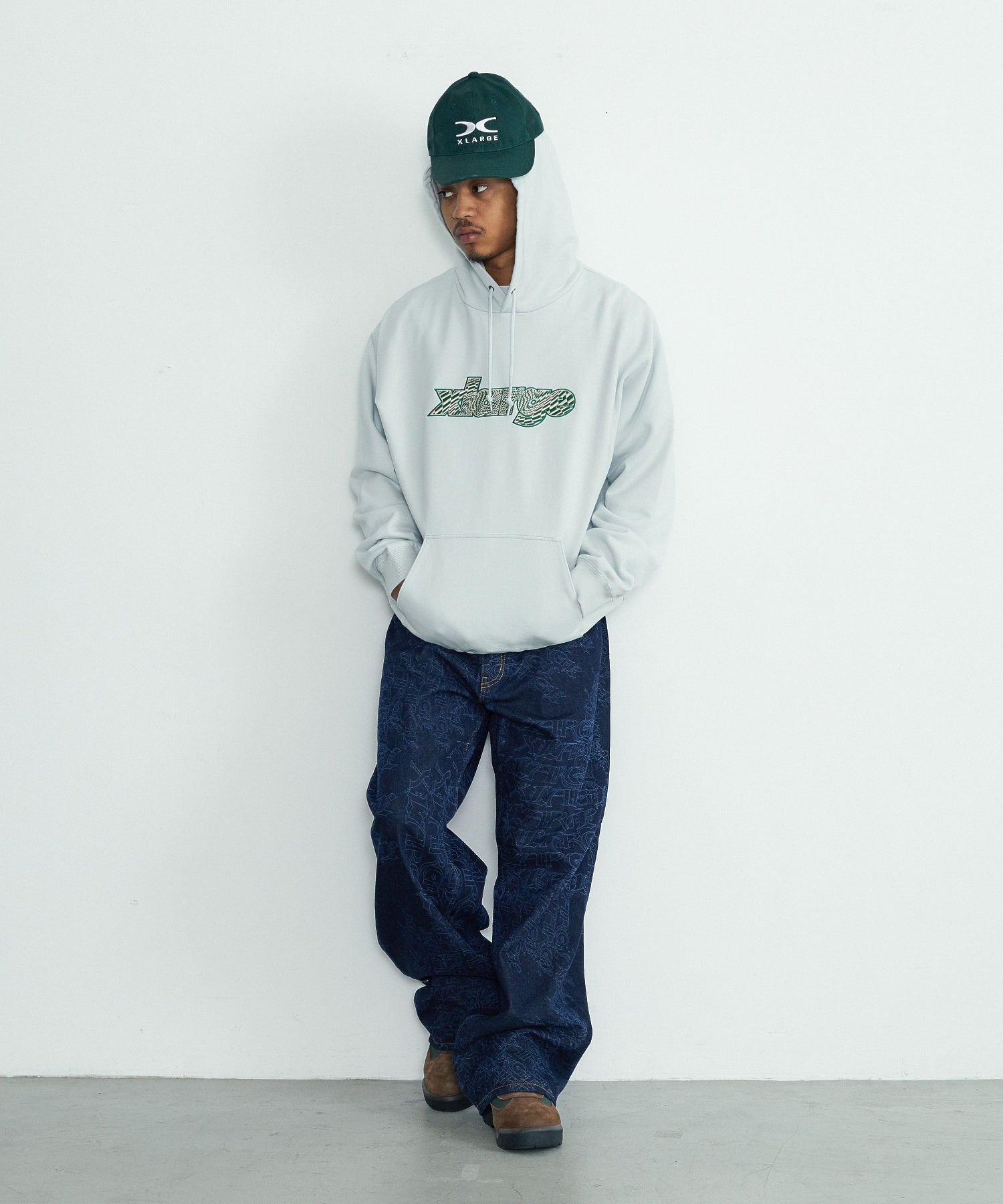 PSYCHEDELIC HOODED SWEATSHIRT