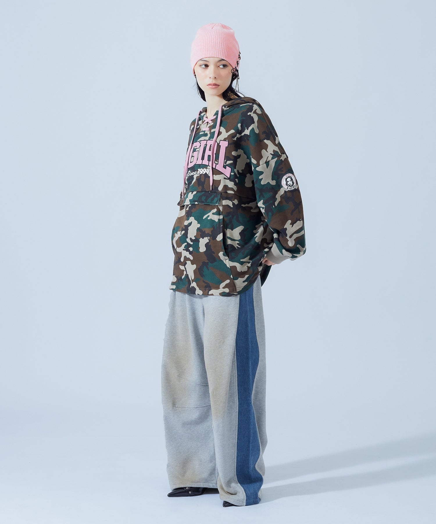DENIM PANELED WIDE BAGGY SWEATPANTS