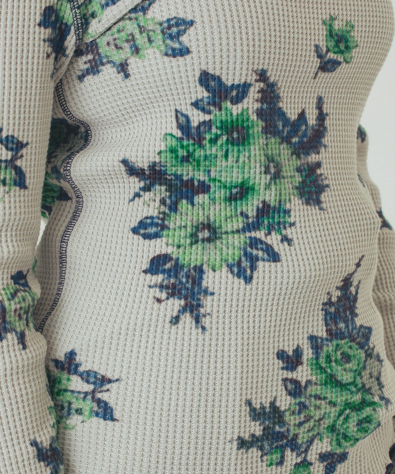 mag.by c/FLOWER PRINT WAFFLE TOP