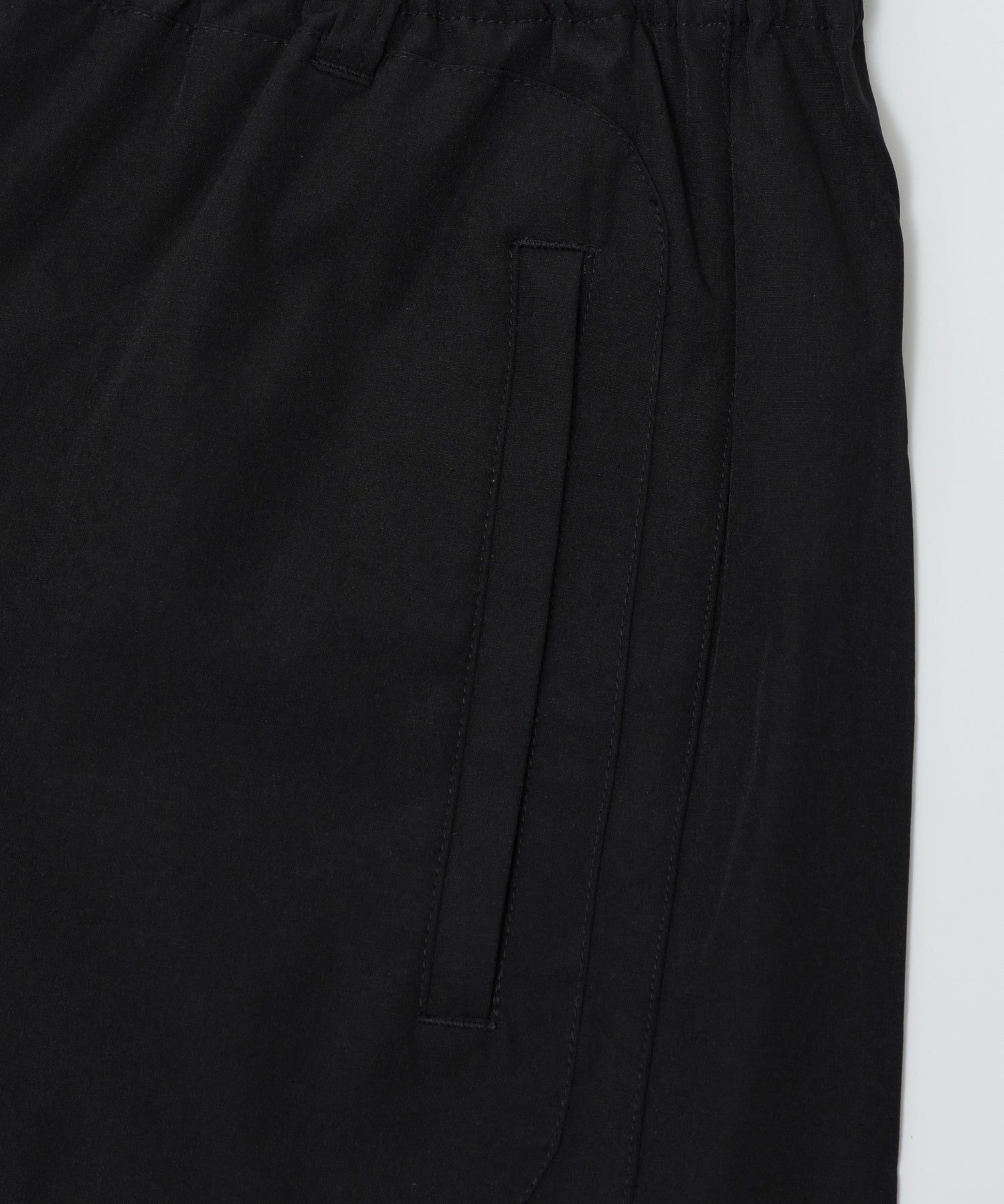 CCC/シティーカントリーシティー/EMBROIDERED LOGO STRECH NYLON EASY SHORTS 261P005