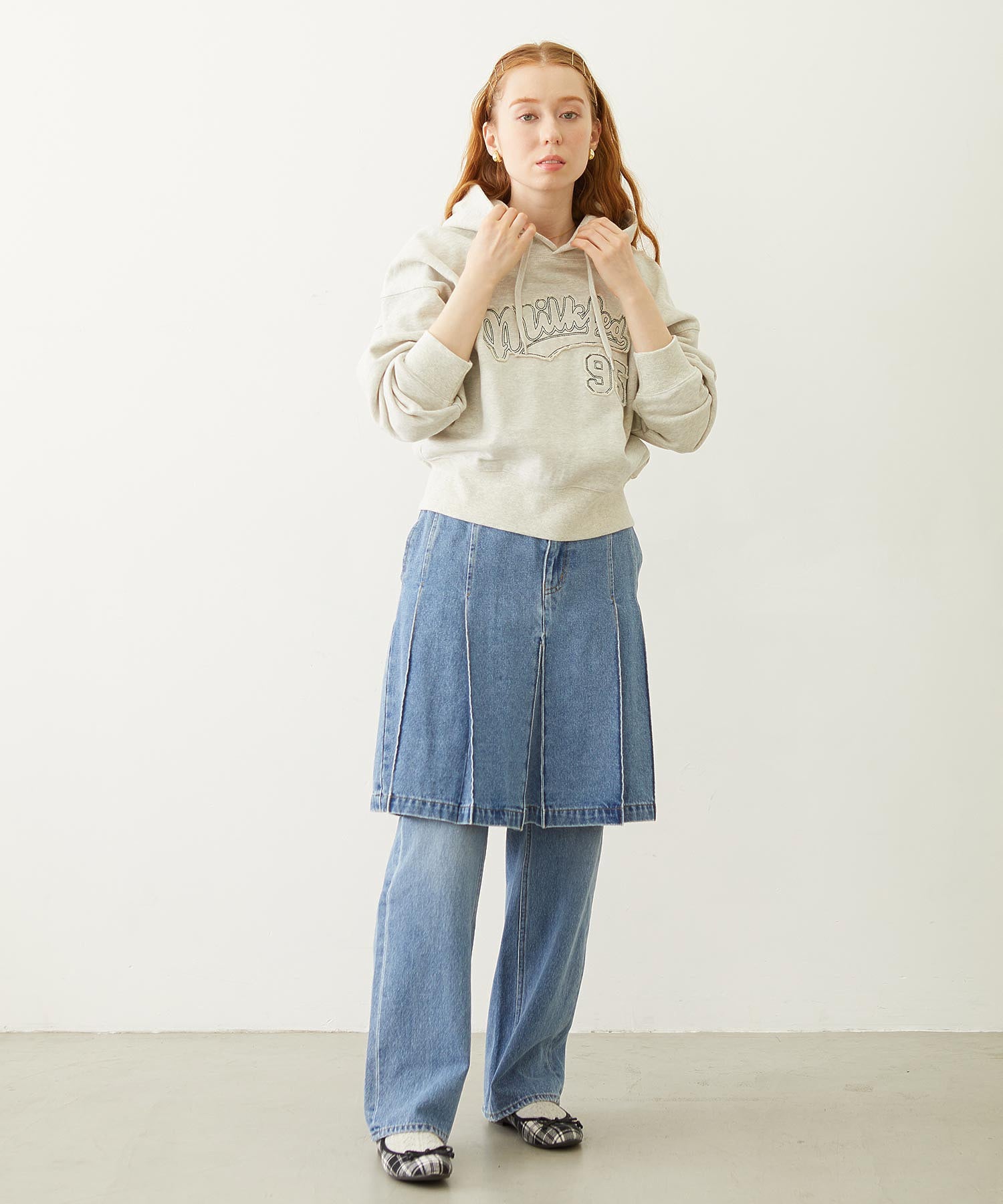 STITCHED LOGO SHORT HOODIE