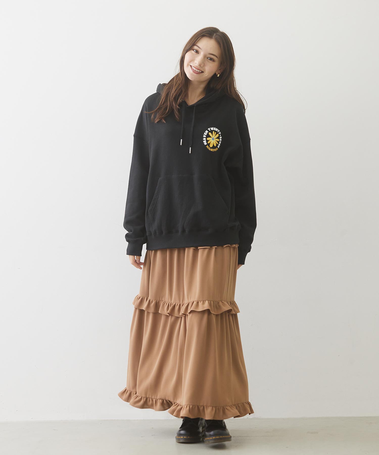 EMBROIDERD FLOWER SWEAT HOODIE