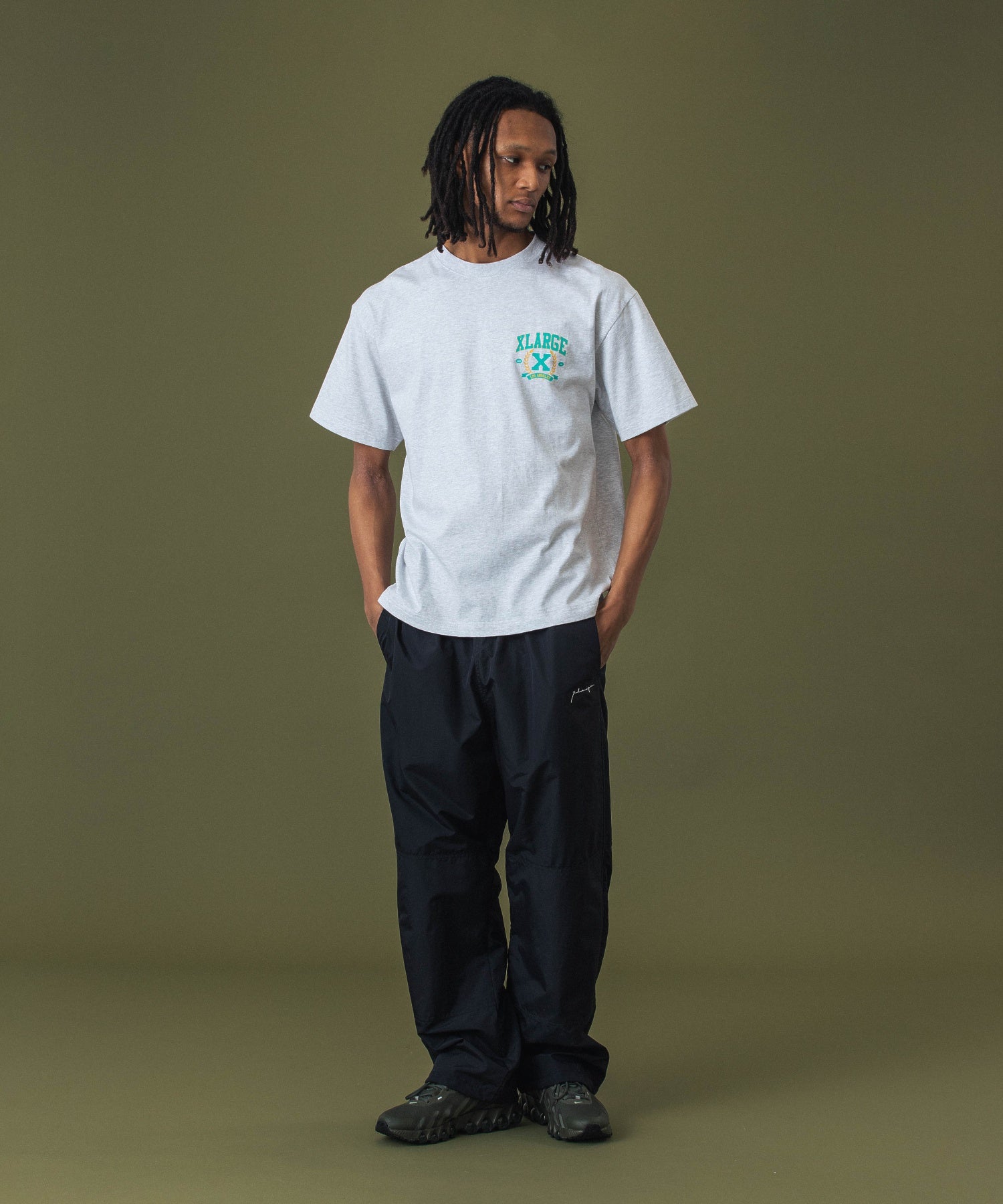 COLLEGE LOGO S/S TEE