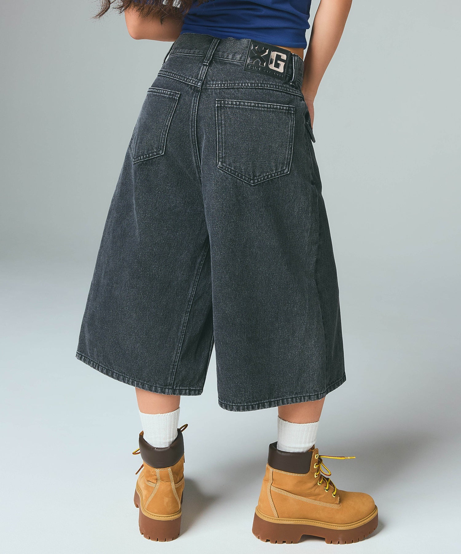 FLAP POCKET SHORTS
