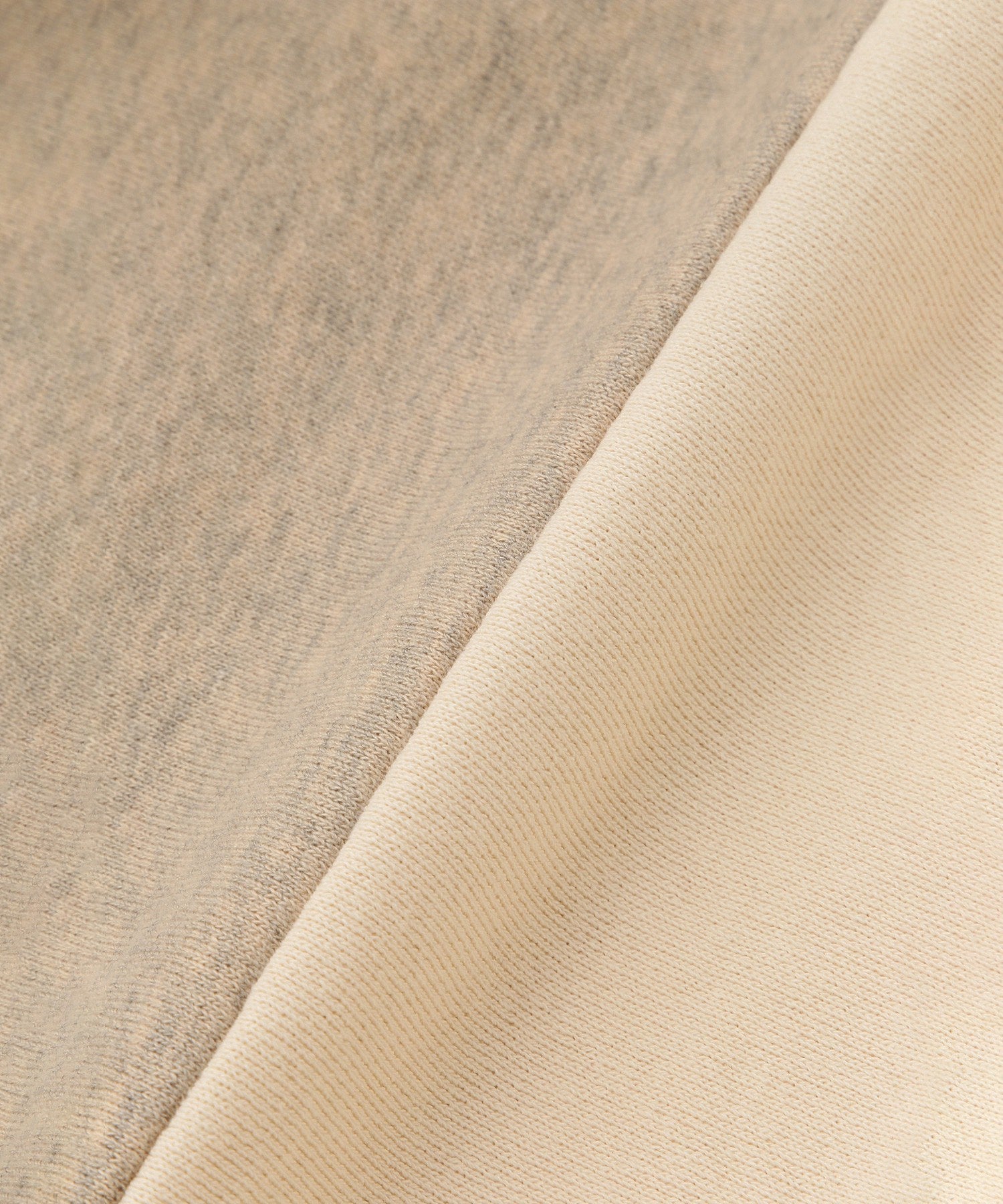 ヴィンテージロゴリメイクライクトップス