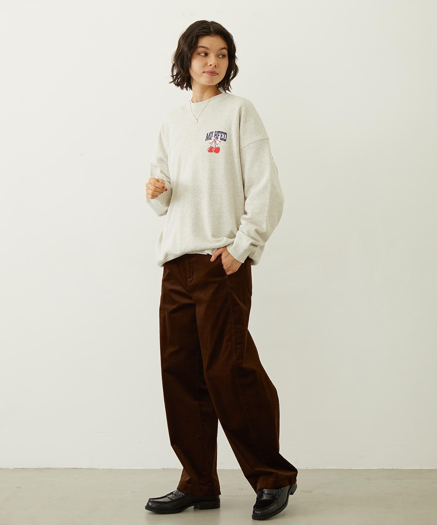 RIBBON AND CHERRY SWEAT TOP