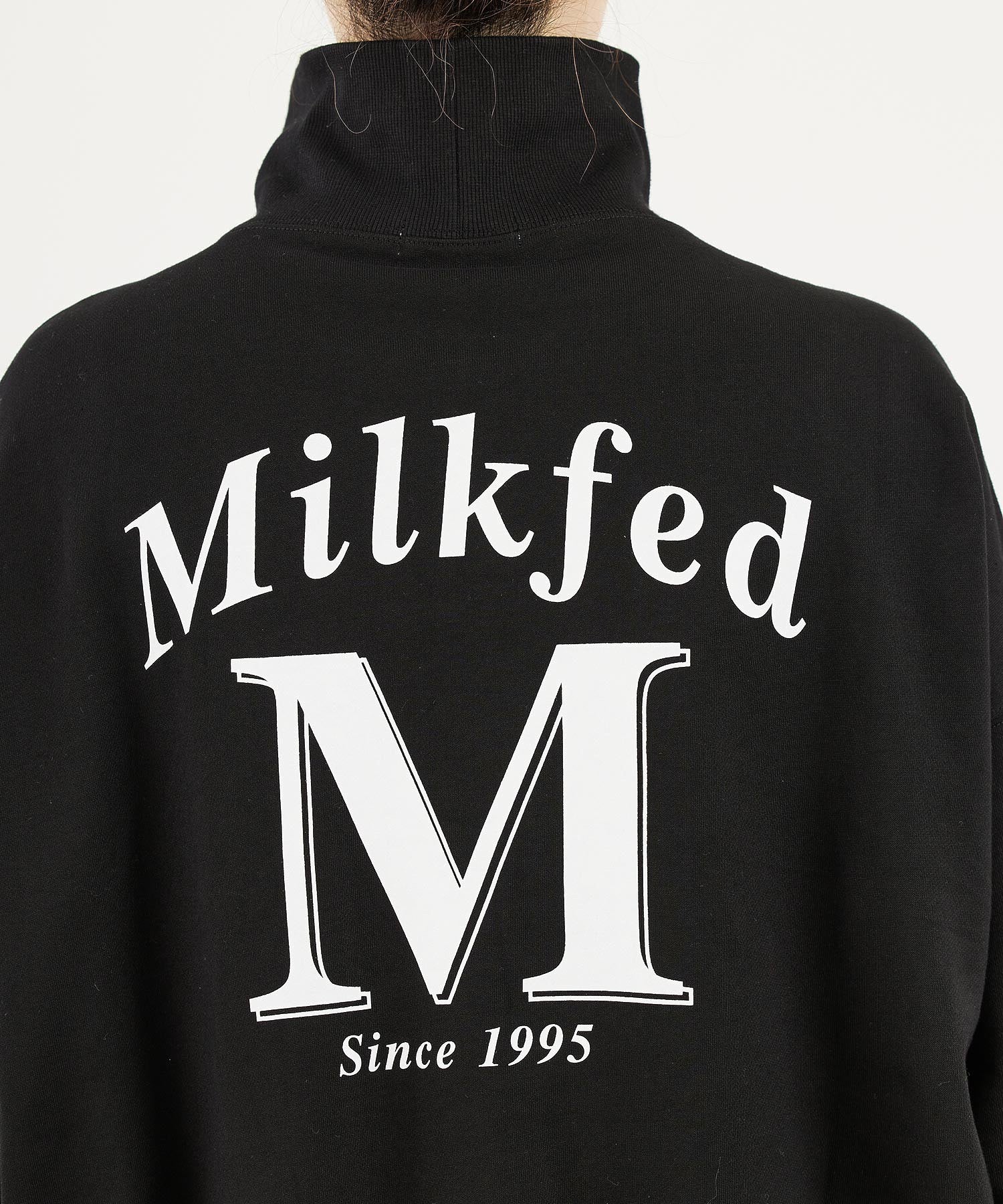 HIGH NECK SWEAT TOP MILKFED.