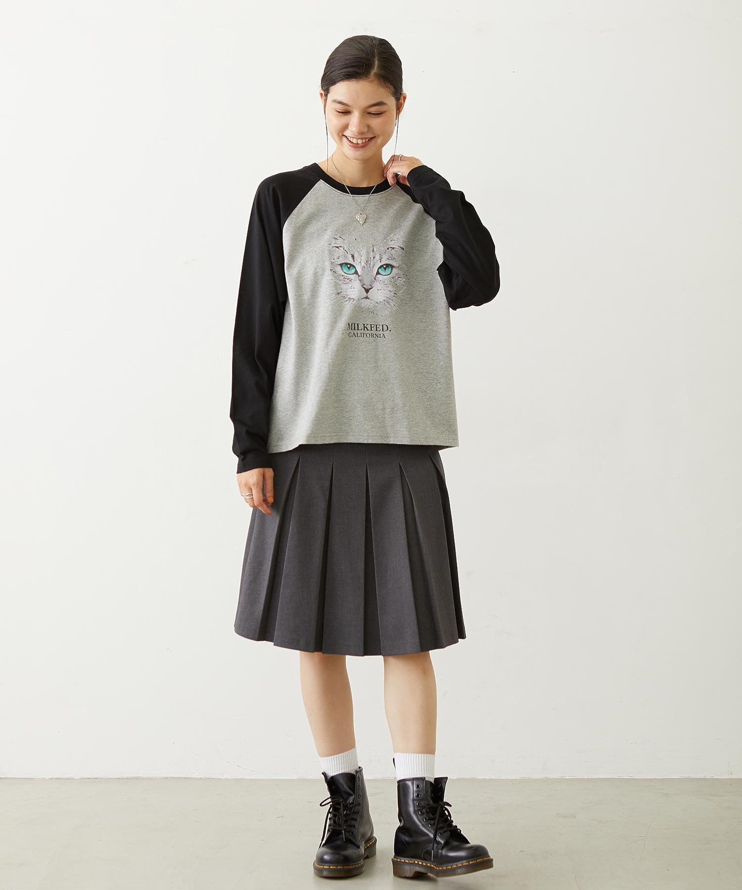 CAT HEART EYES B/B TEE