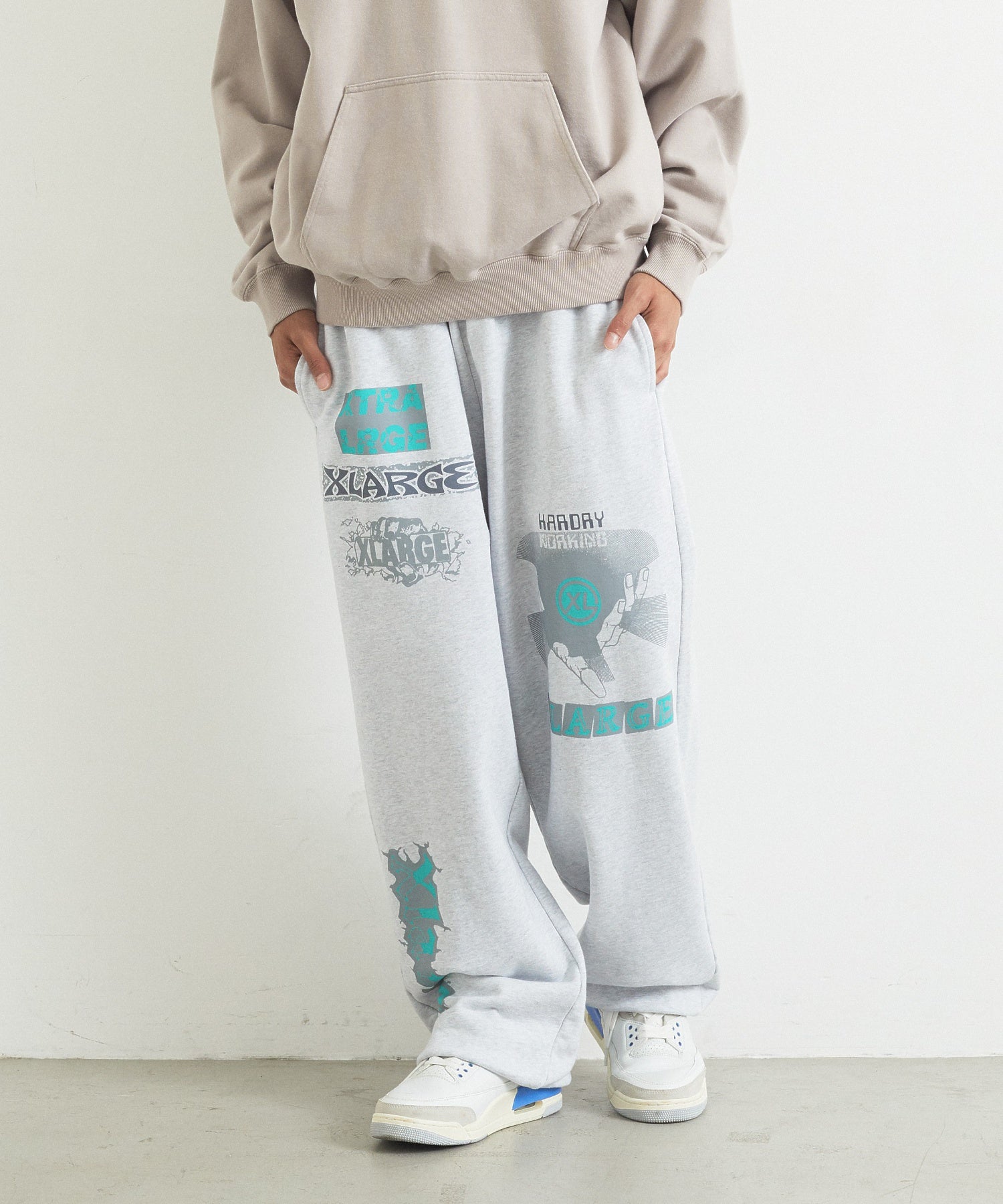 MODEL身長：183cm / 着用サイズ：Lサイズ