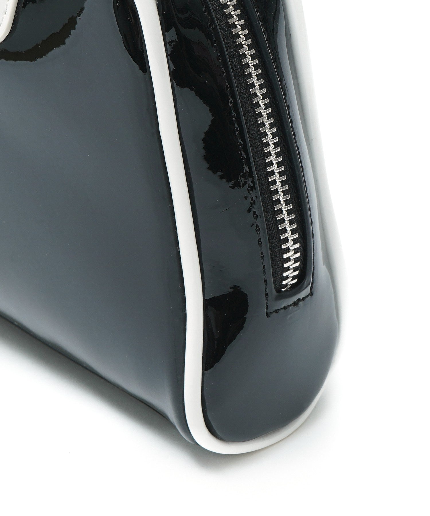 UMBRO HOUSE/ENAMEL BOSTON BAG