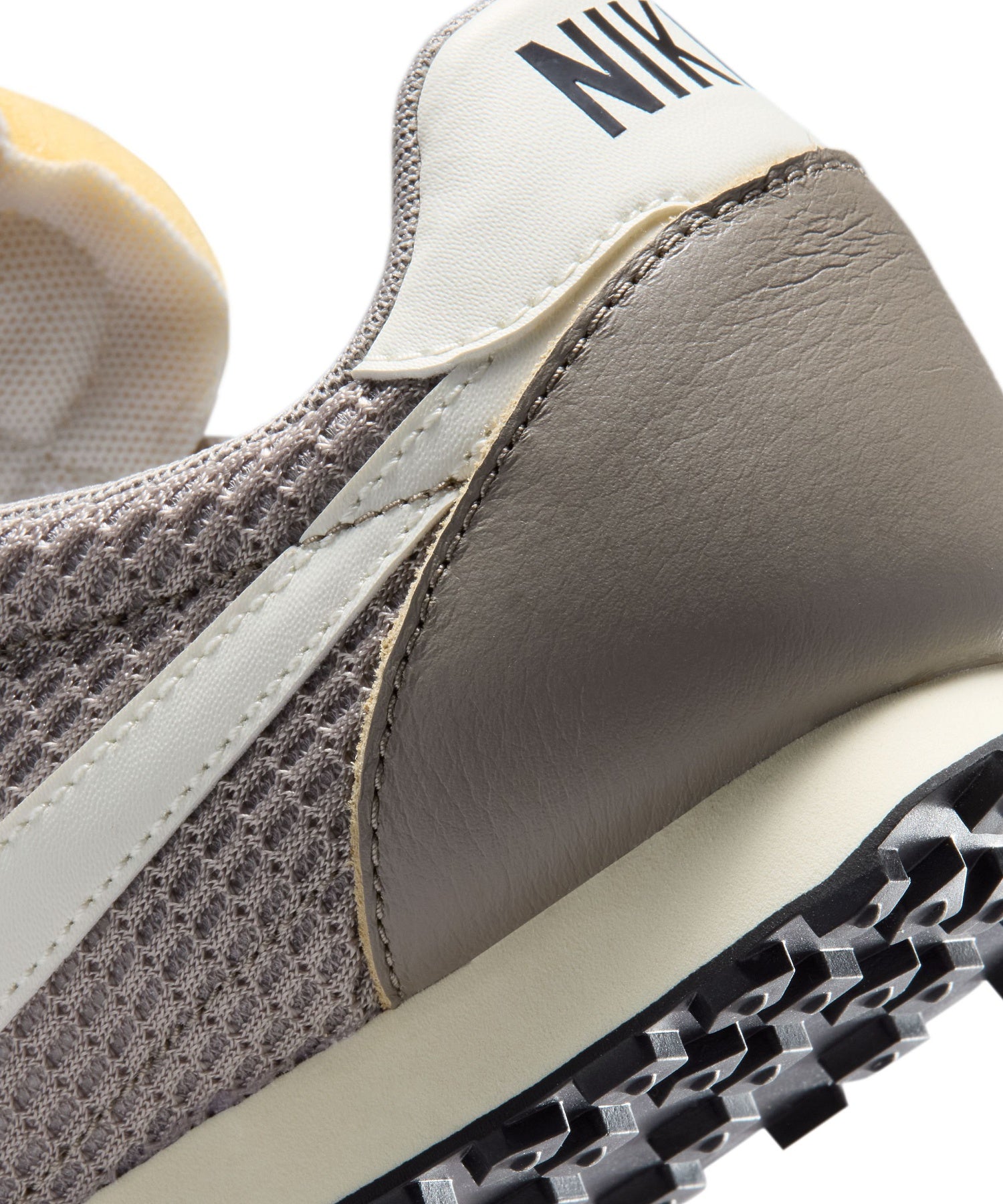 NIKE/ナイキ/WAFFLE RACER SE IM8673-001