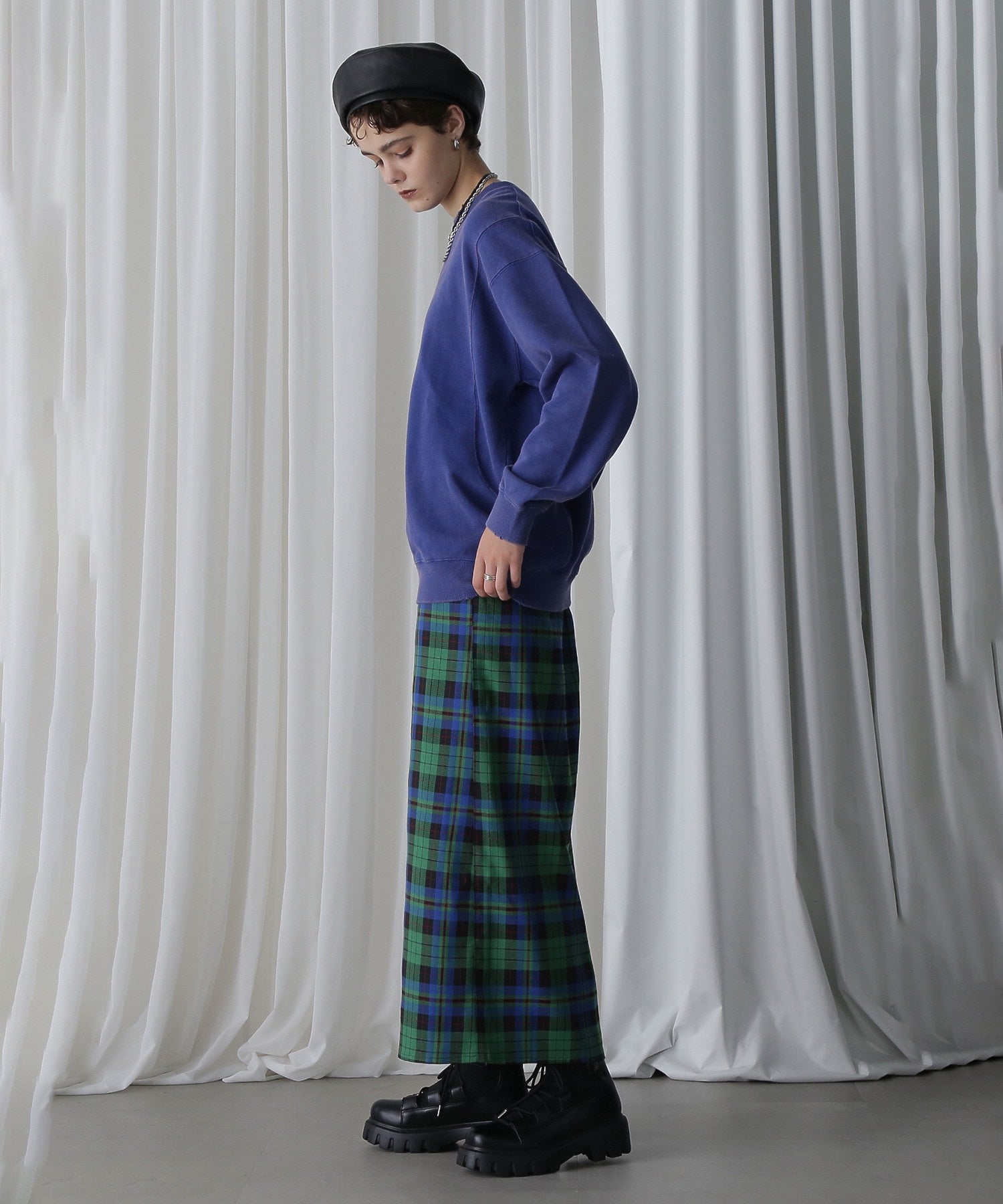 【WEB・一部店舗限定】スプレーブリーチパネルスウェット