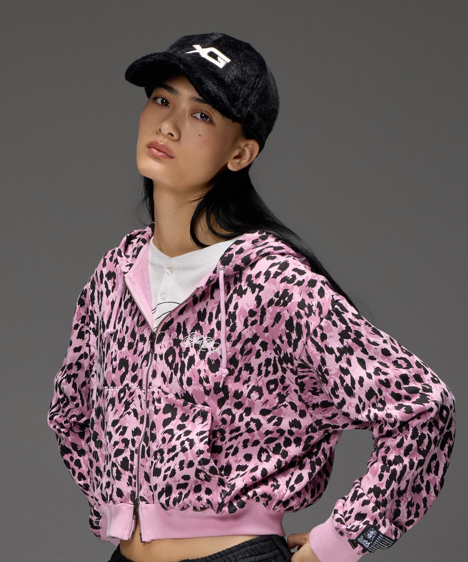 EMBROIDERED XG LOGO FUZZY CAP