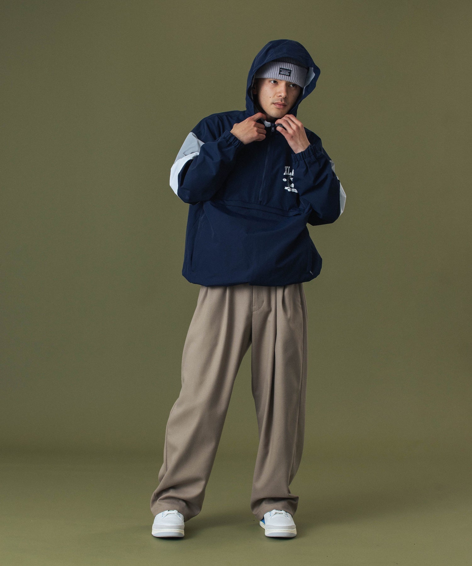 WIDE TUCK PANTS