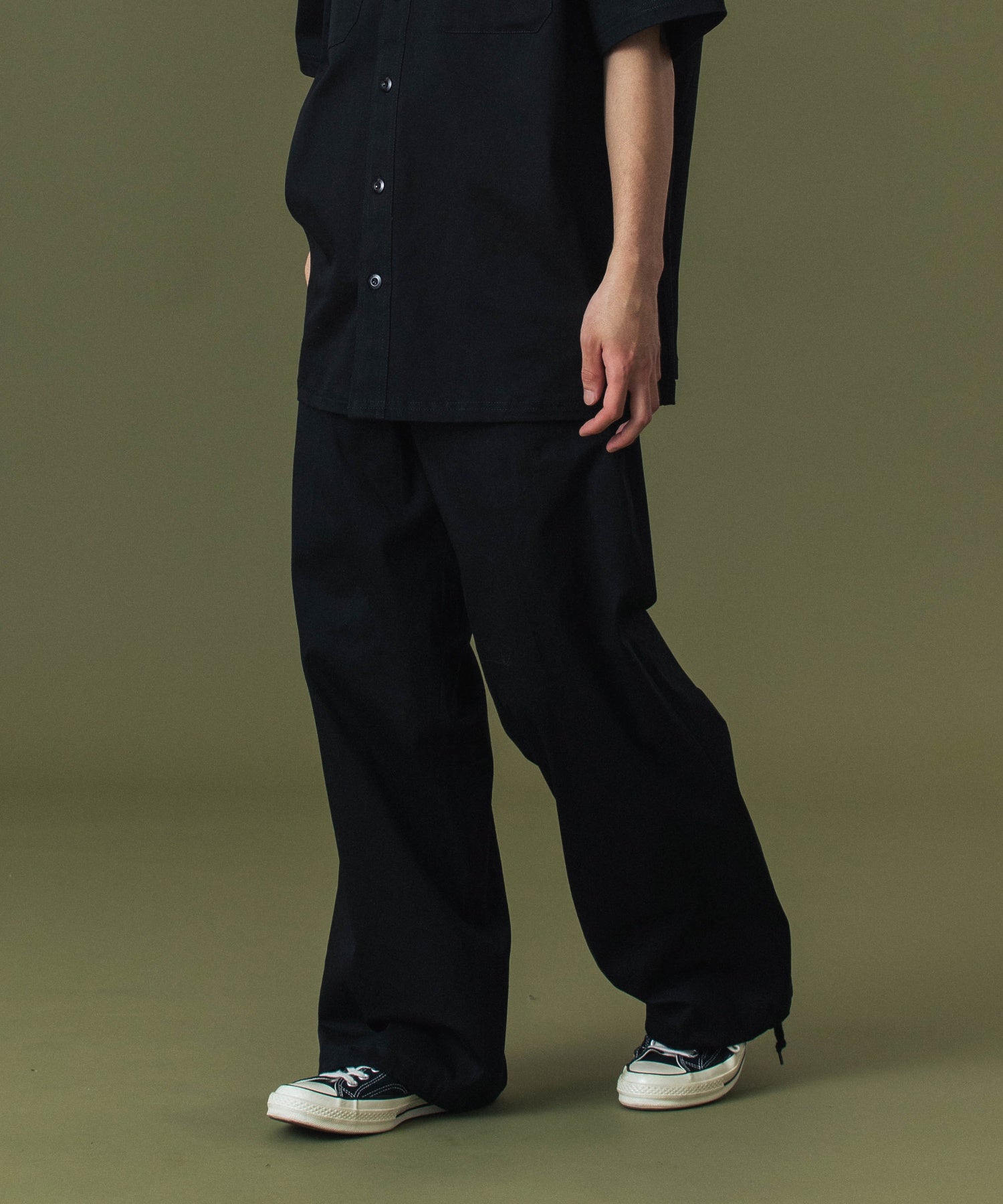 MODEL 身長172cm / 着用サイズ：34inch