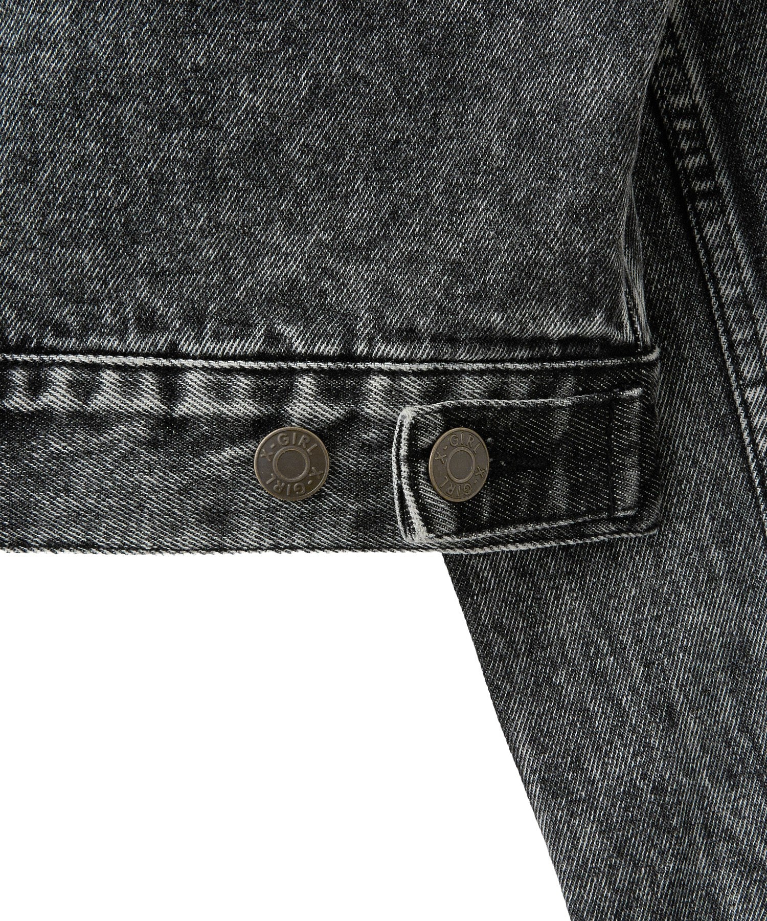 EMBOSSED DENIM JACKET
