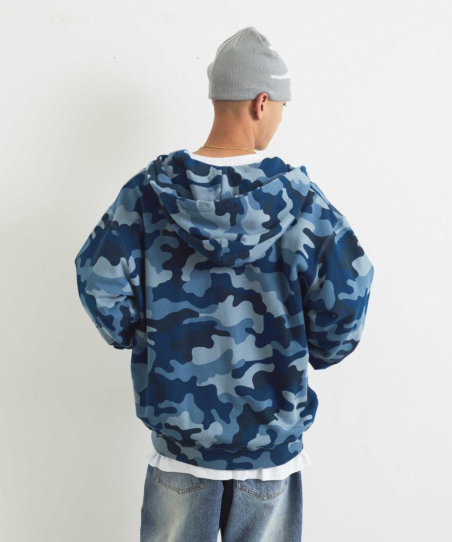 DAMAGED ZIP HOODED SWEATSHIRT
