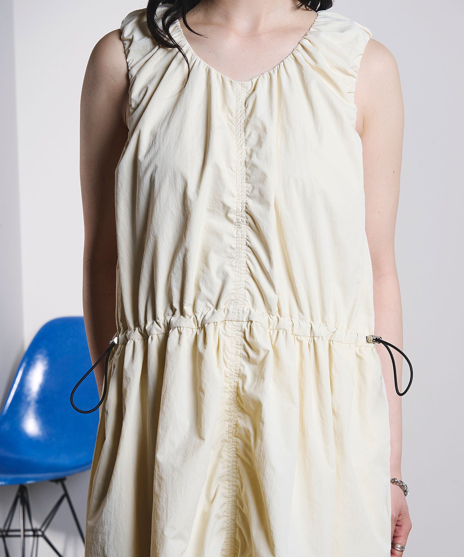 DRAWSTRING SLV.LESS DRESS