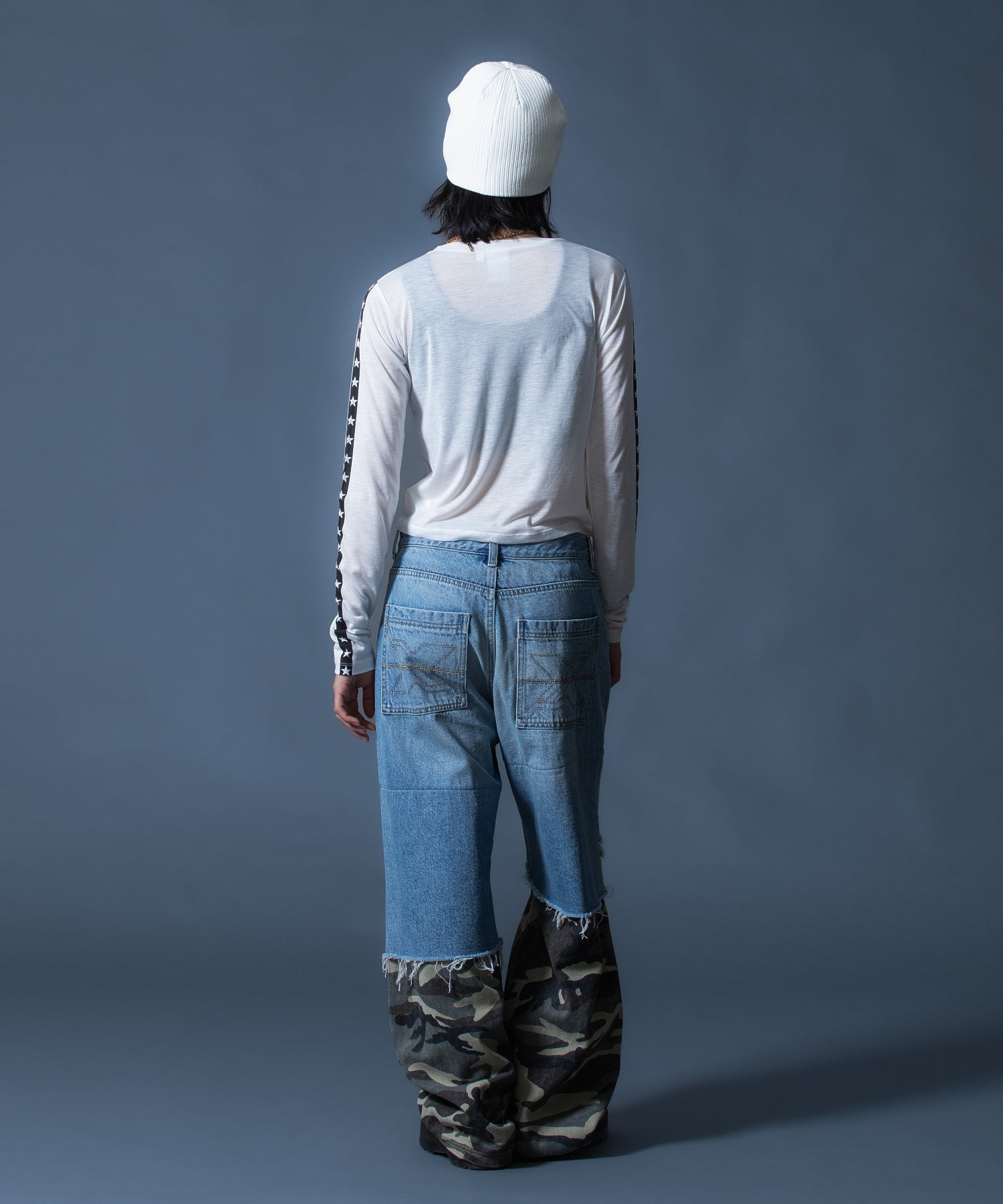 STAR STRIPED SLEEVE SHEER L/S TOP