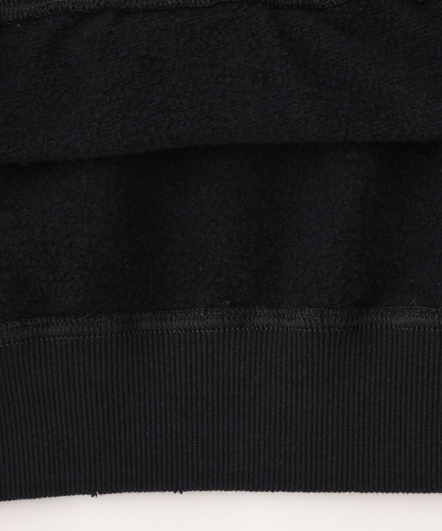 DEVA STATES/ディーヴァ ステイツ/RECLUSE Distressed Crewneck Sweater