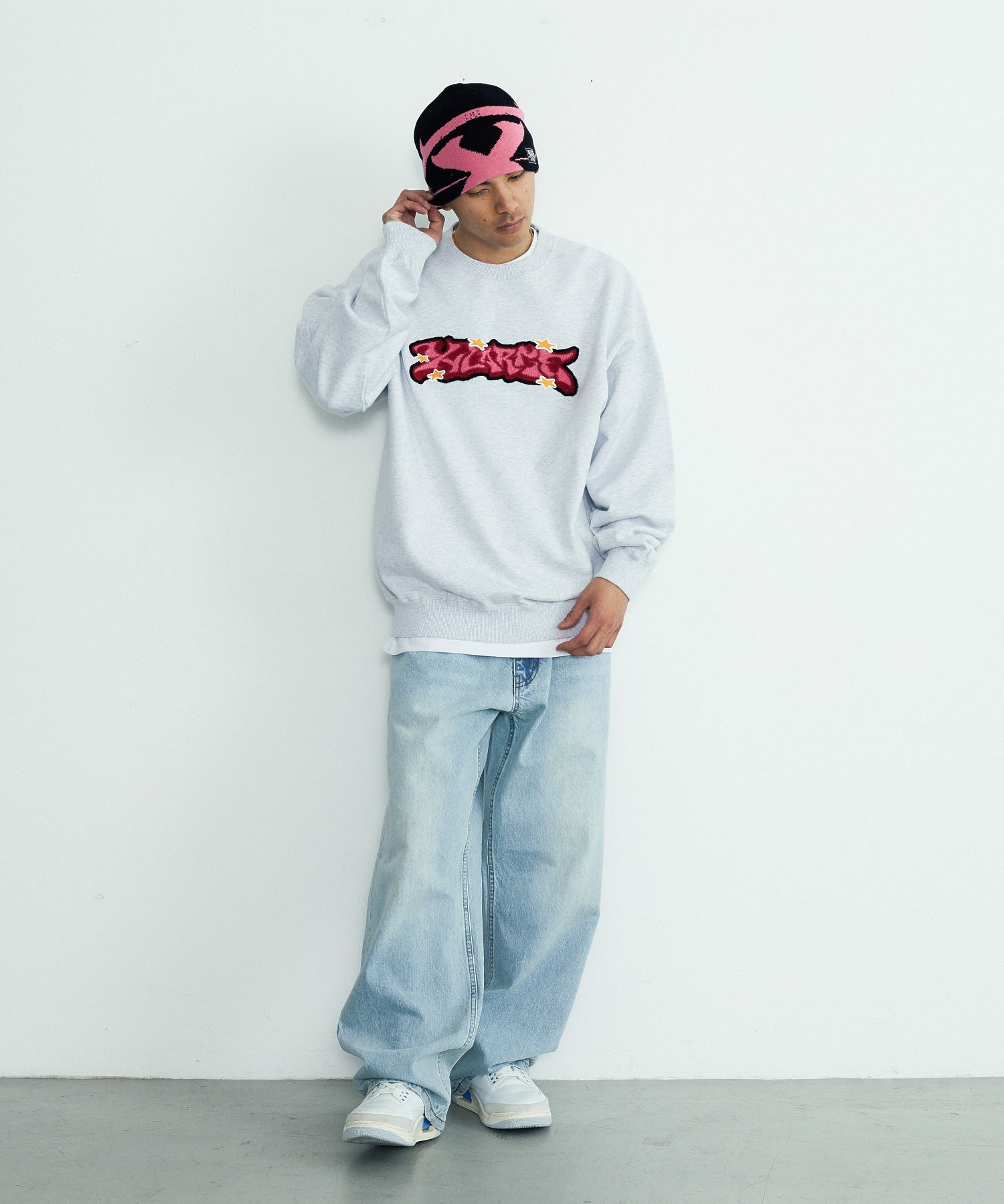 STAR GRAFF CREWNECK SWEATSHIRT