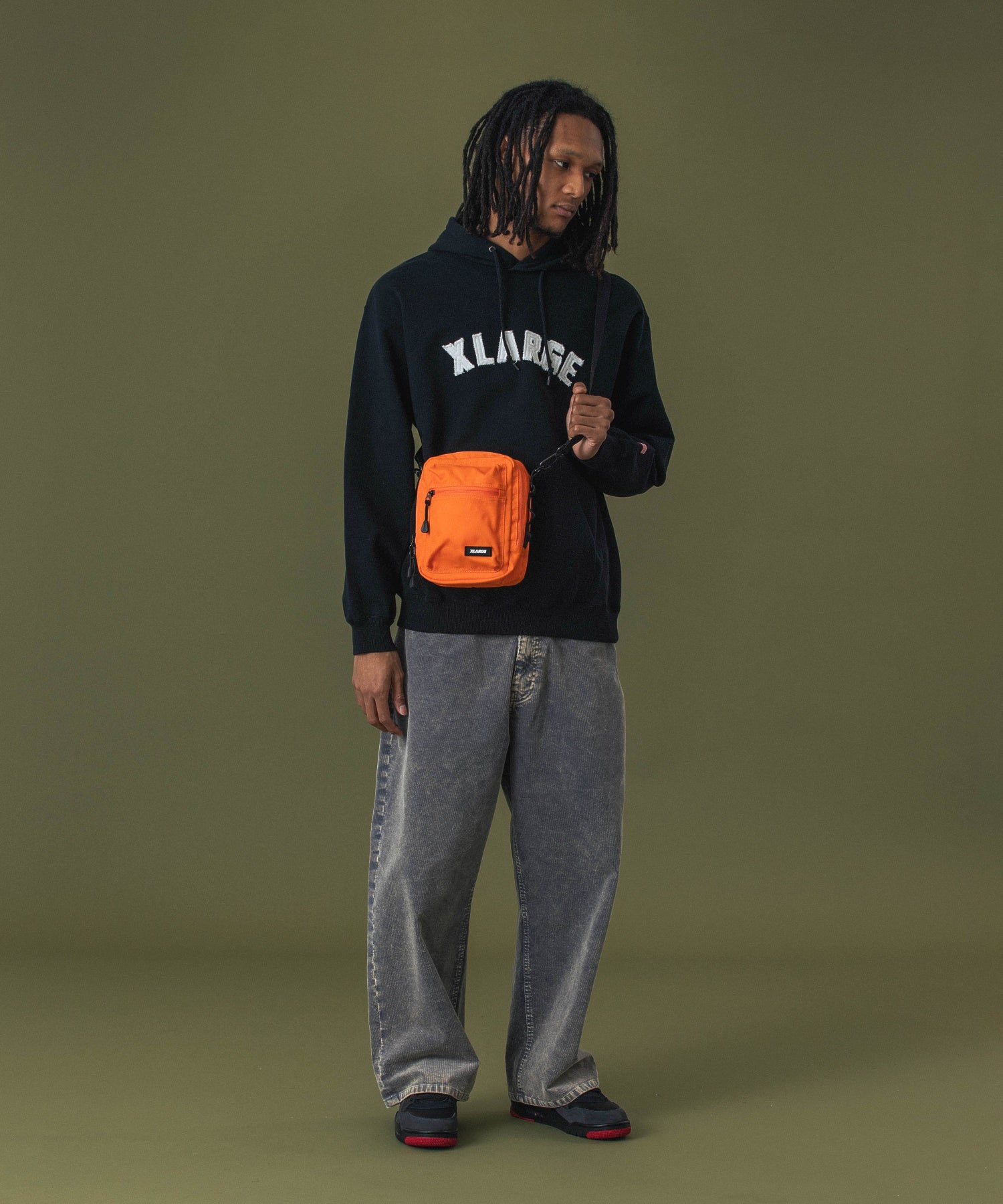 SQUARE SHOULDER BAG